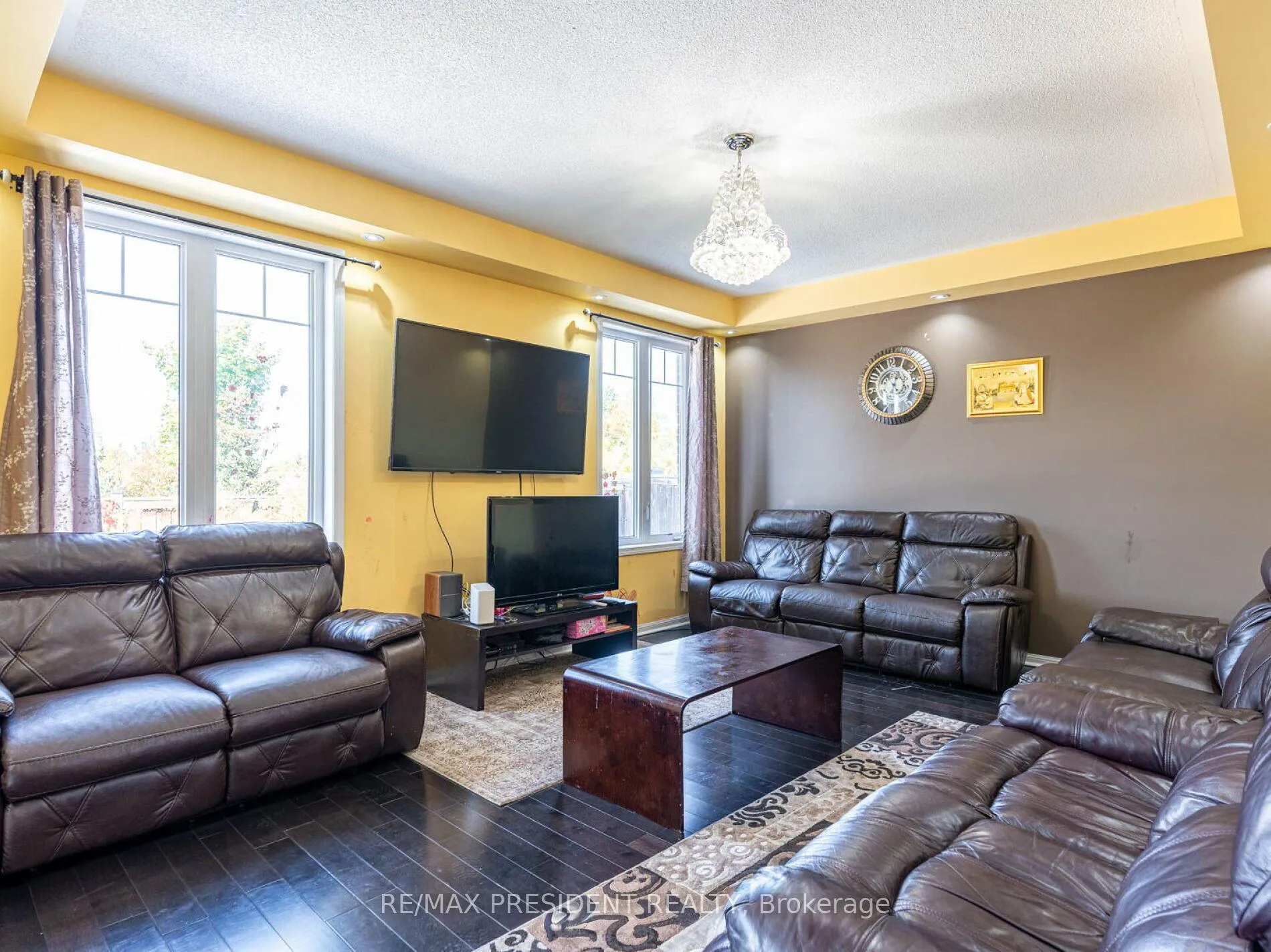 Photo 5 of Unit Upper, 46 Old Cleeve Crescent N, Brampton, Northwest Brampton — HOMEH