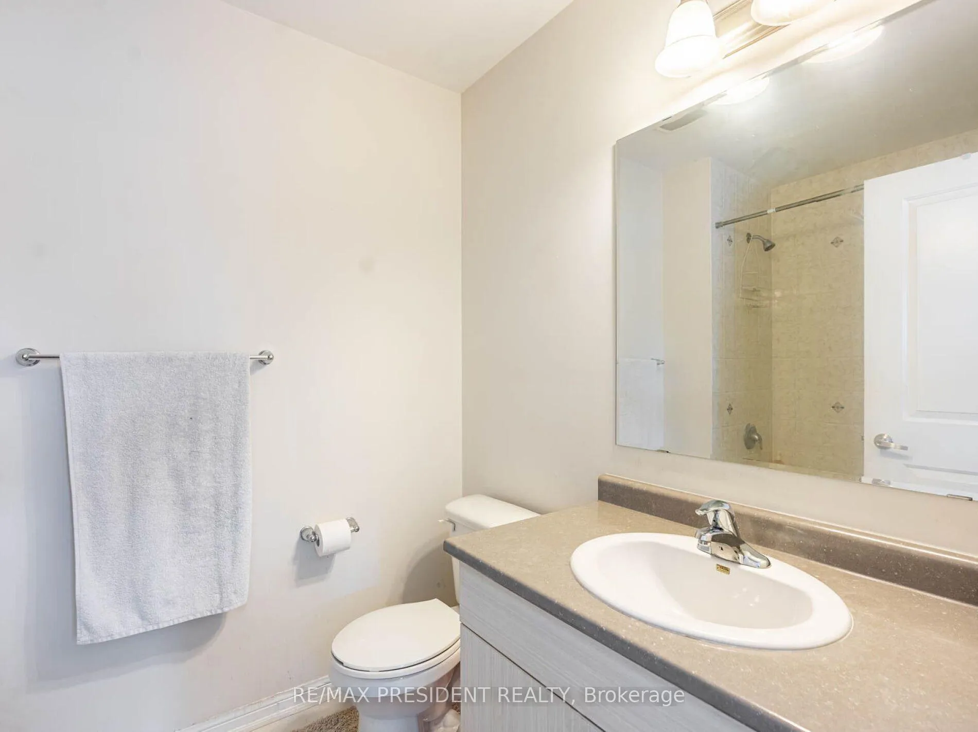 Photo 14 of Unit Upper, 46 Old Cleeve Crescent N, Brampton, Northwest Brampton — HOMEH
