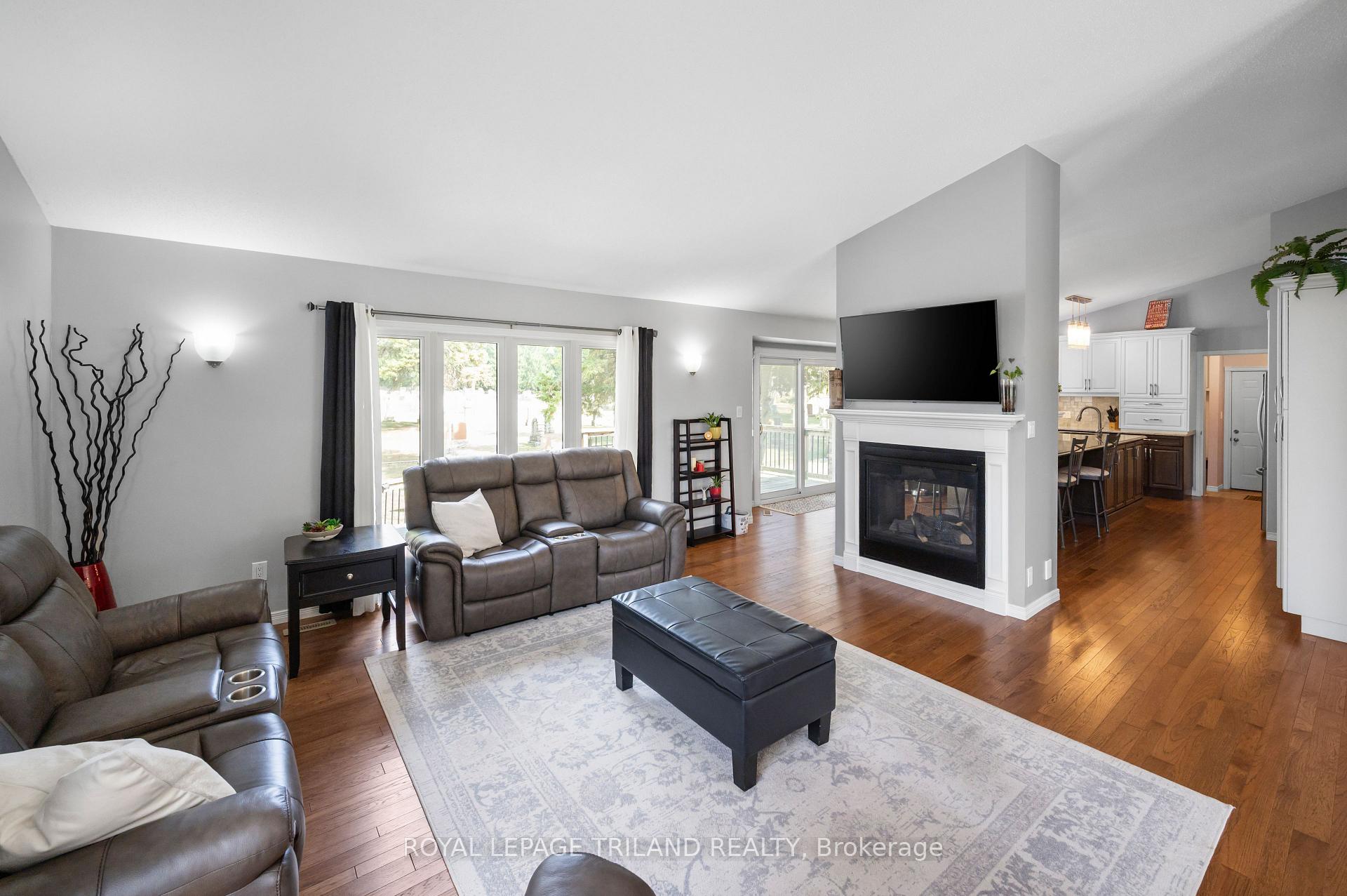 Photo 10 of 2670 Putnam Road, Thames Centre, Putnam — HOMEH