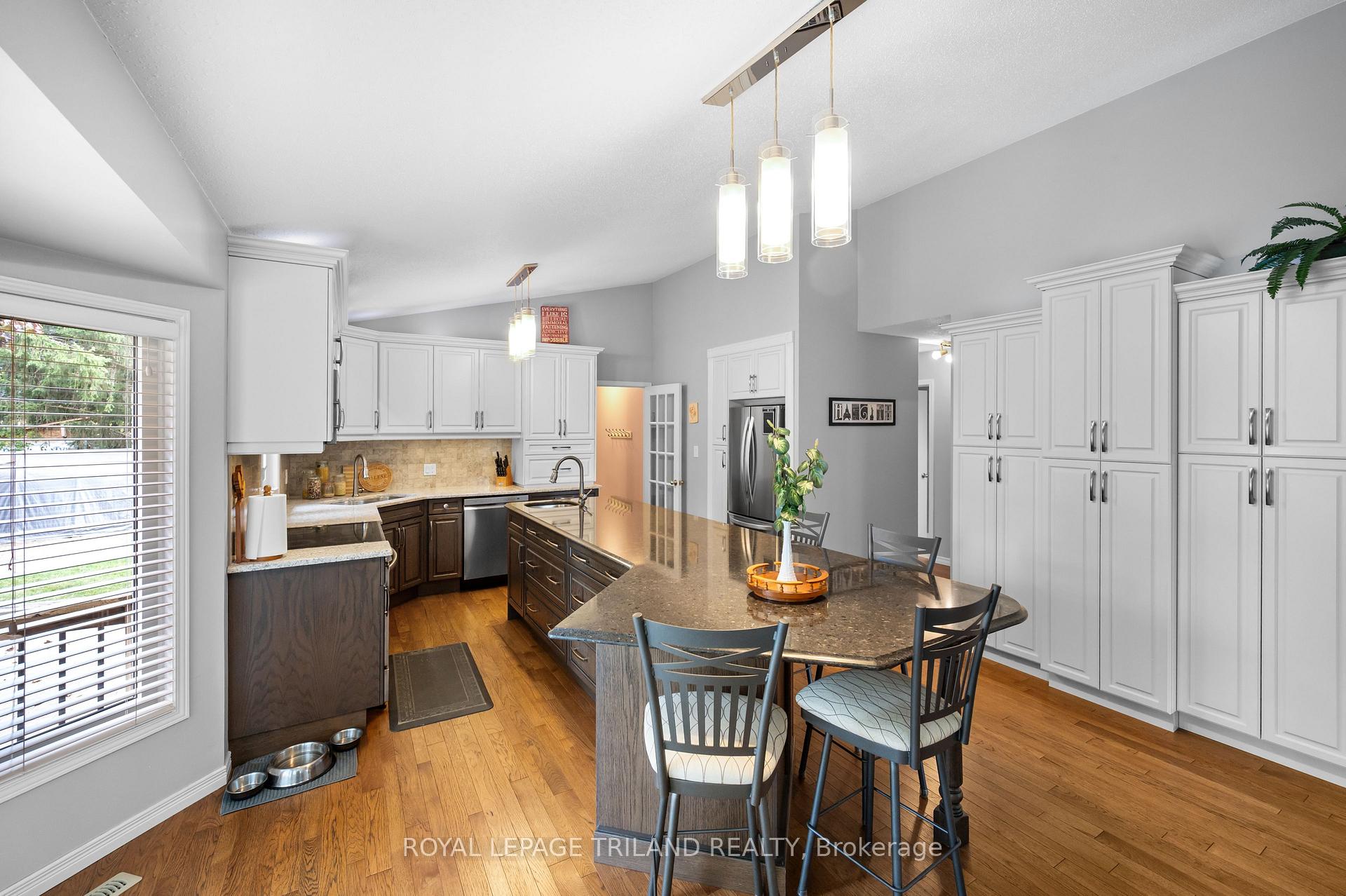 Photo 12 of 2670 Putnam Road, Thames Centre, Putnam — HOMEH