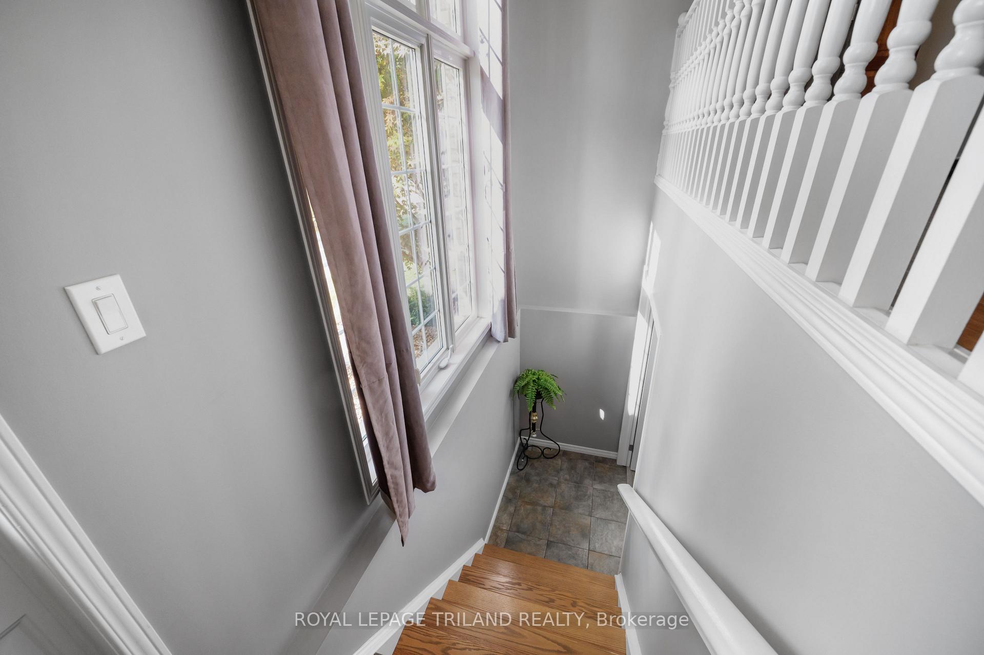 Photo 24 of 2670 Putnam Road, Thames Centre, Putnam — HOMEH
