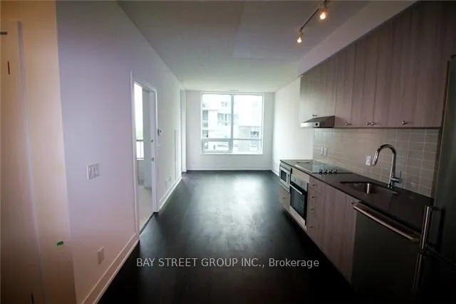 Photo 2 of Unit 607, 7 Kenaston Gardens, North York, Bayview Village — HOMEH