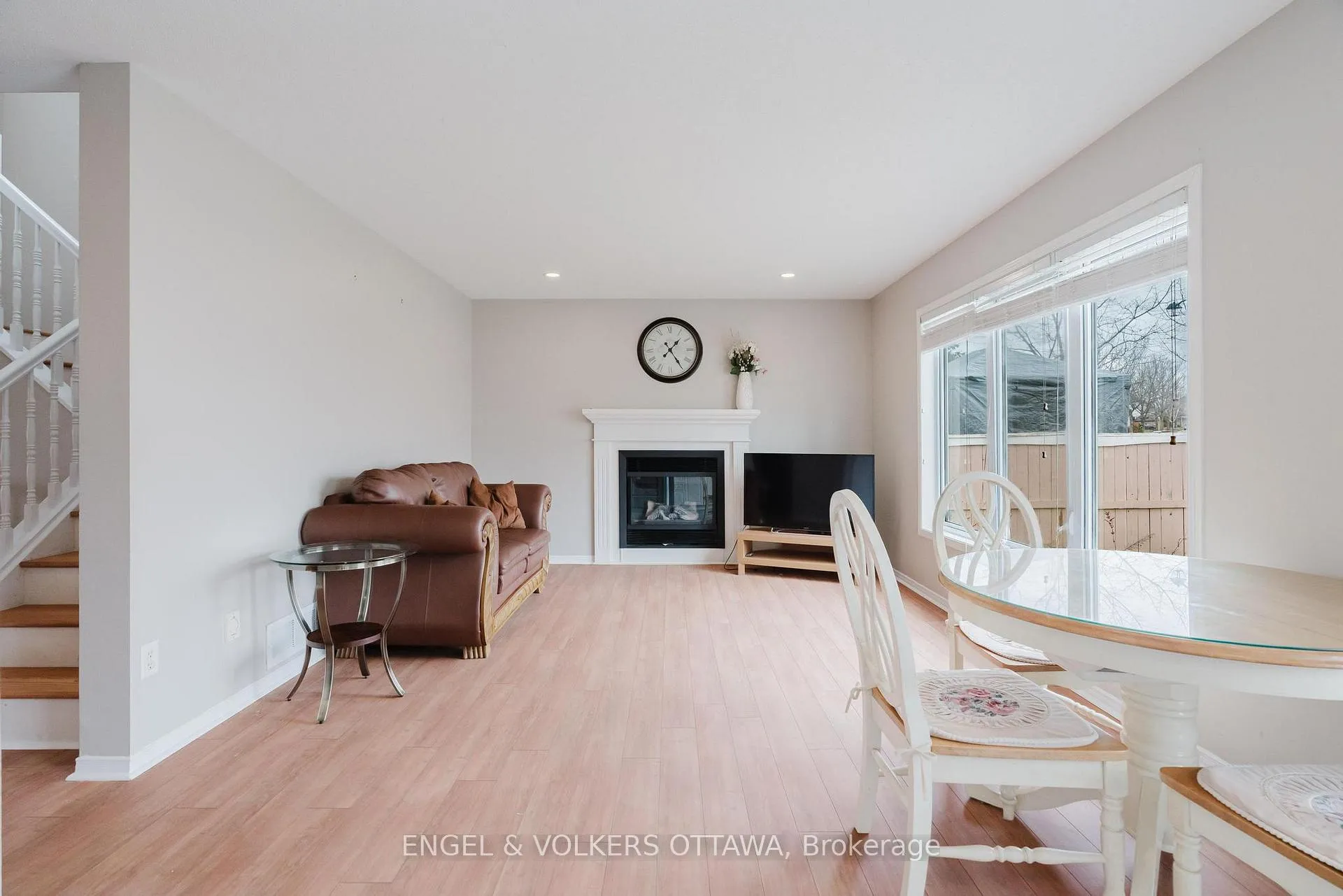 Photo 15 of 126 Ashmore Drive, Ottawa, Barrhaven - Strandherd — HOMEH