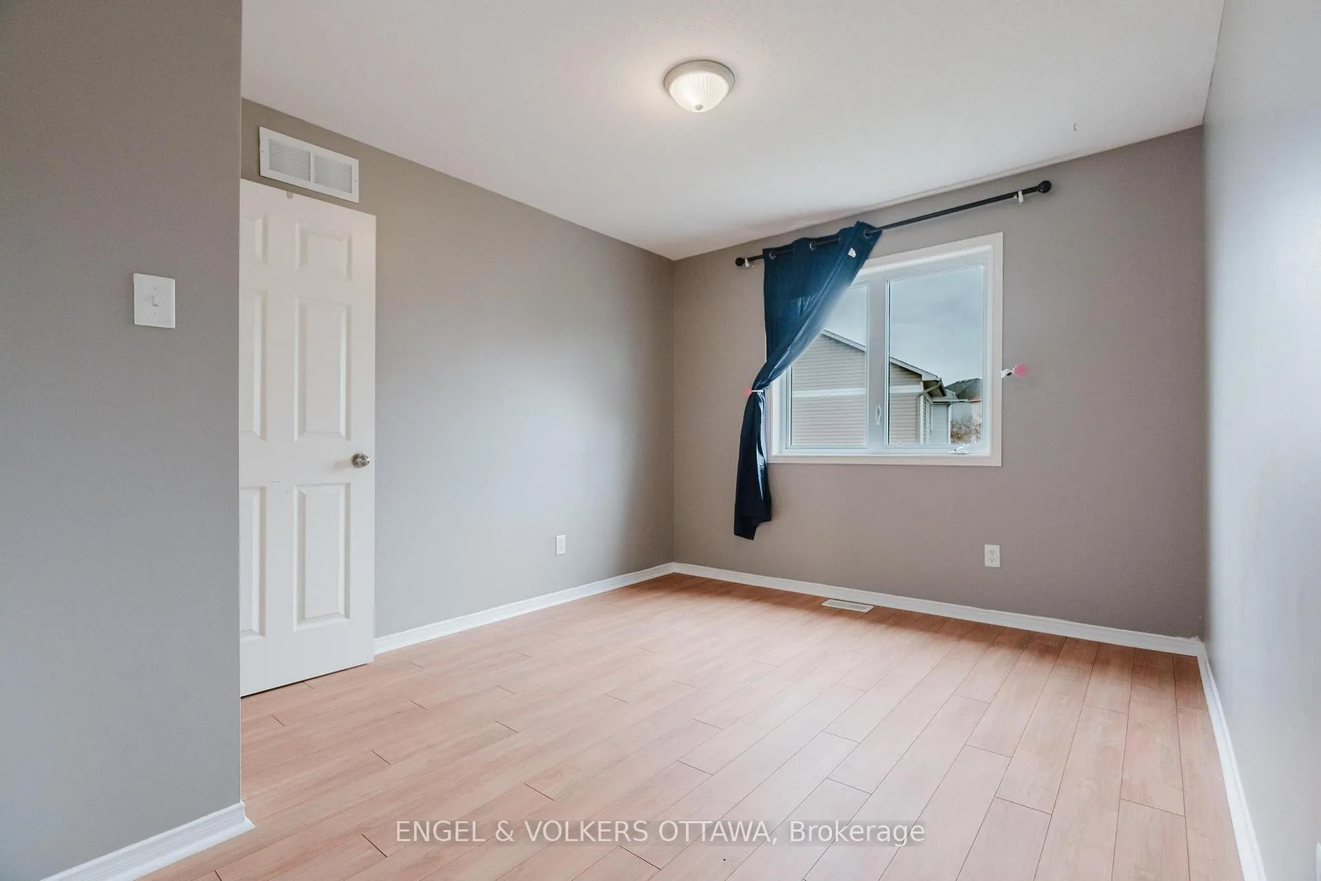 Photo 26 of 126 Ashmore Drive, Ottawa, Barrhaven - Strandherd — HOMEH