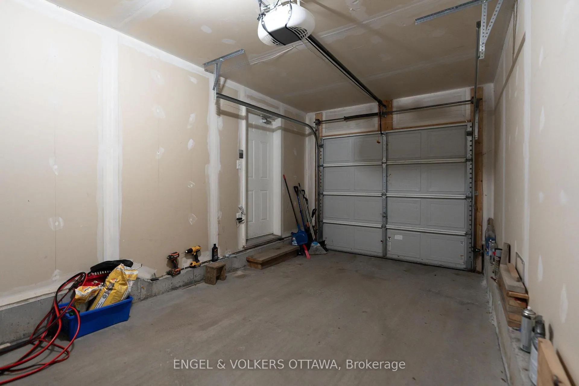 Photo 32 of 126 Ashmore Drive, Ottawa, Barrhaven - Strandherd — HOMEH