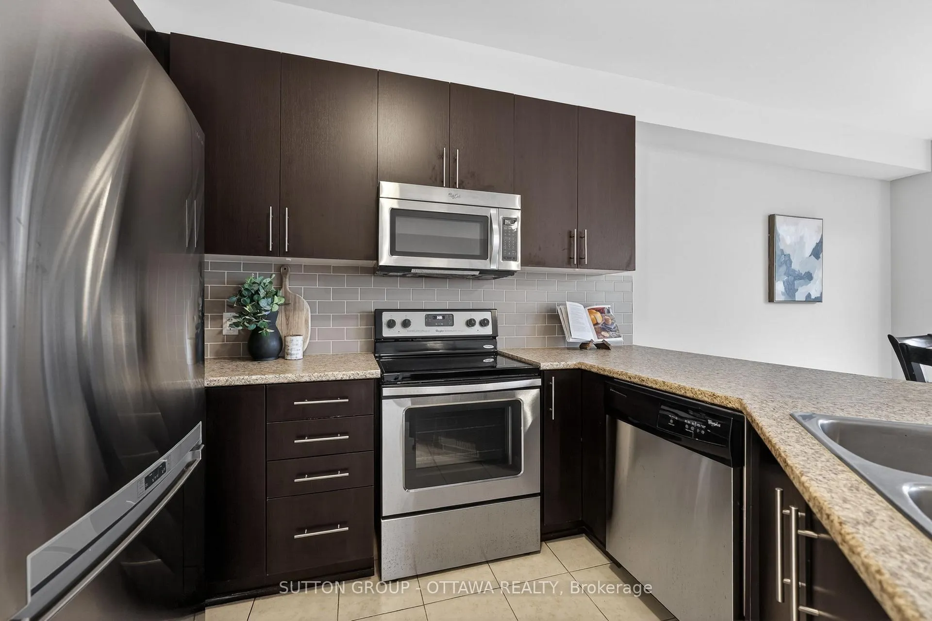 Photo 10 of 531 Acceptance Place, Ottawa, Kanata - Emerald Meadows/Trailwest — HOMEH