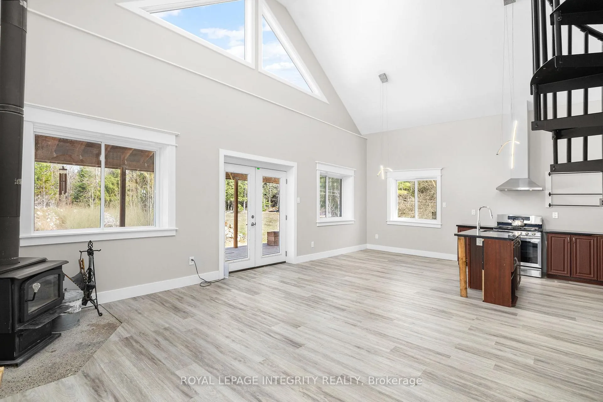 Photo 12 of 154 Proulx Lane, Lanark Highlands, Lanark Highlands (Lanark) Twp — HOMEH