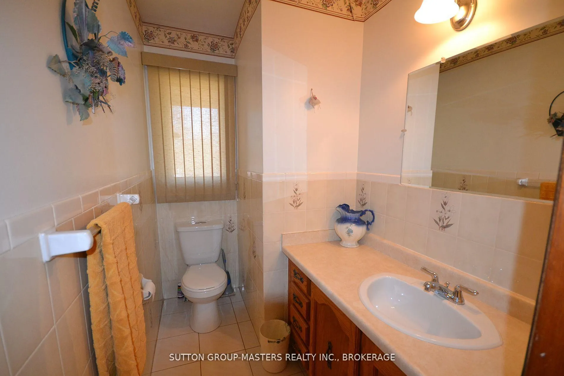 Photo 11 of 245 Arnold Street, Kingston, City Northwest — HOMEH
