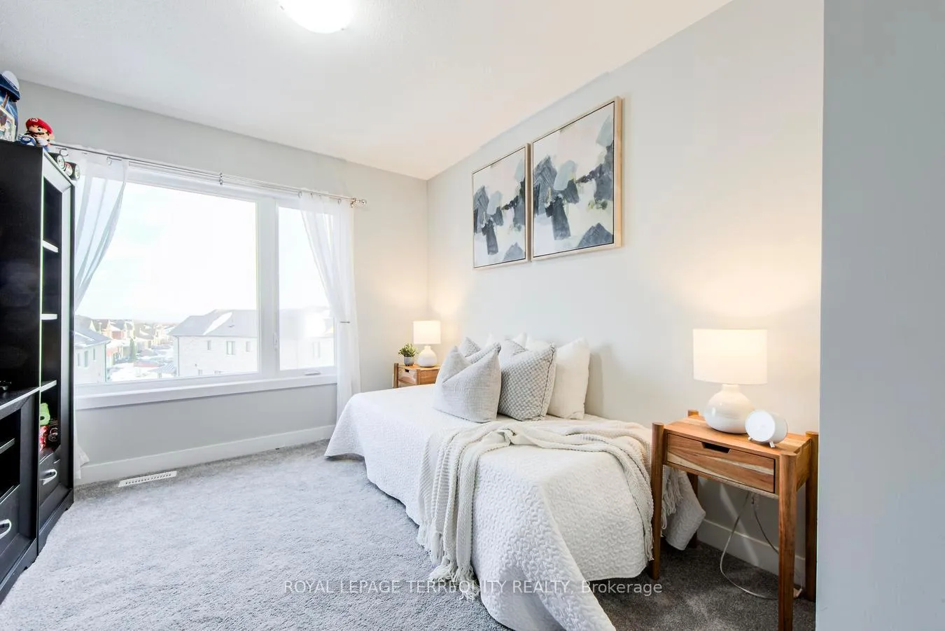 Photo 35 of 19 Assunta Lane, Clarington, Bowmanville — HOMEH