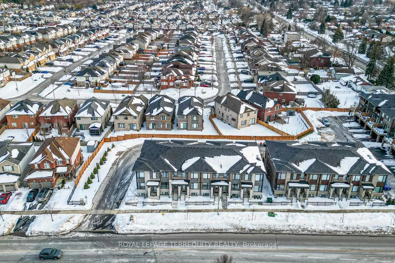 Photo 45 of 19 Assunta Lane, Clarington, Bowmanville — HOMEH