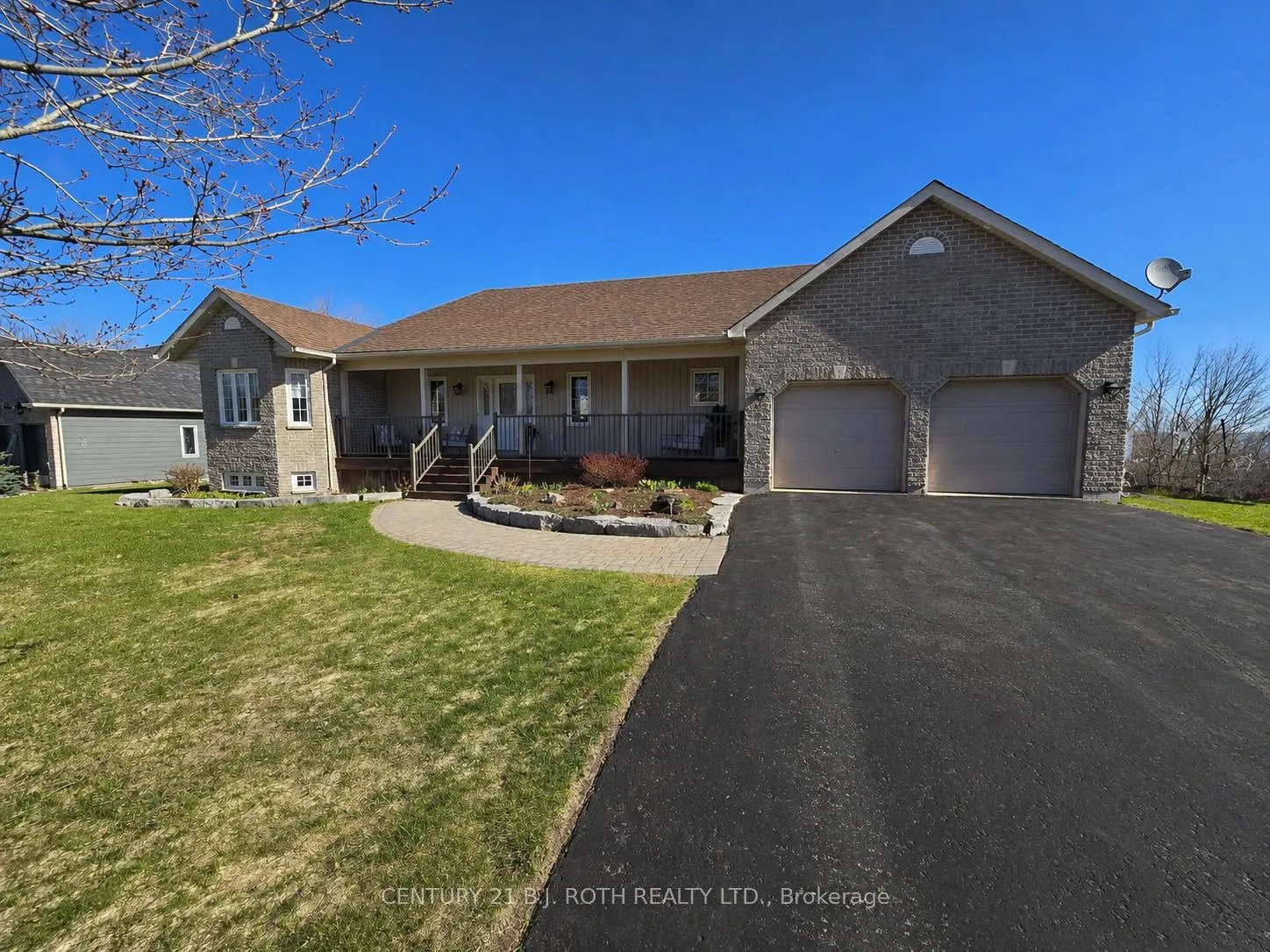 Front of 41 Ironwood Trail
