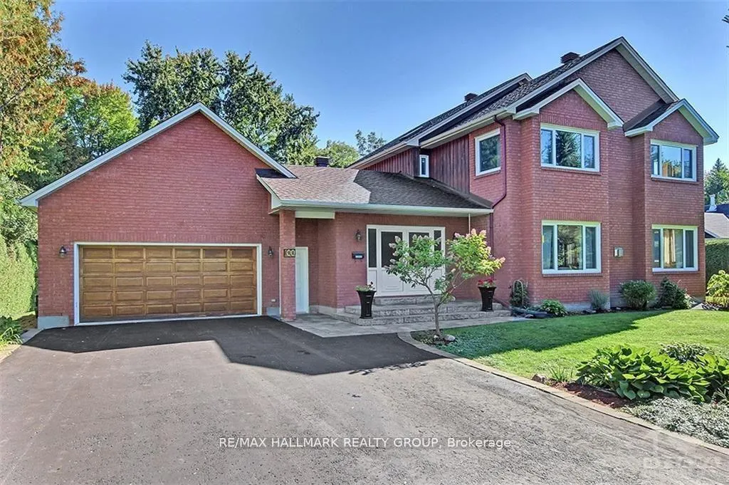 Photo 2 of 100 Delong Drive, Ottawa, Rothwell Heights — HOMEH