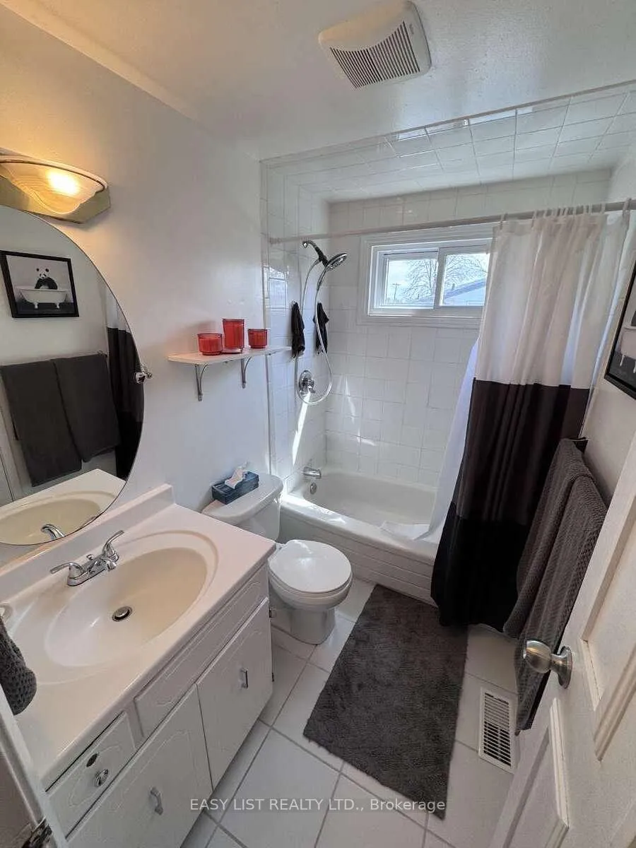 Photo 8 of 16 Bula Drive, St. Catharines, Lakeport — HOMEH