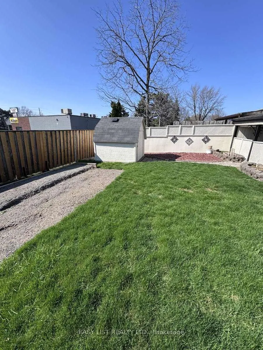 Photo 21 of 16 Bula Drive, St. Catharines, Lakeport — HOMEH