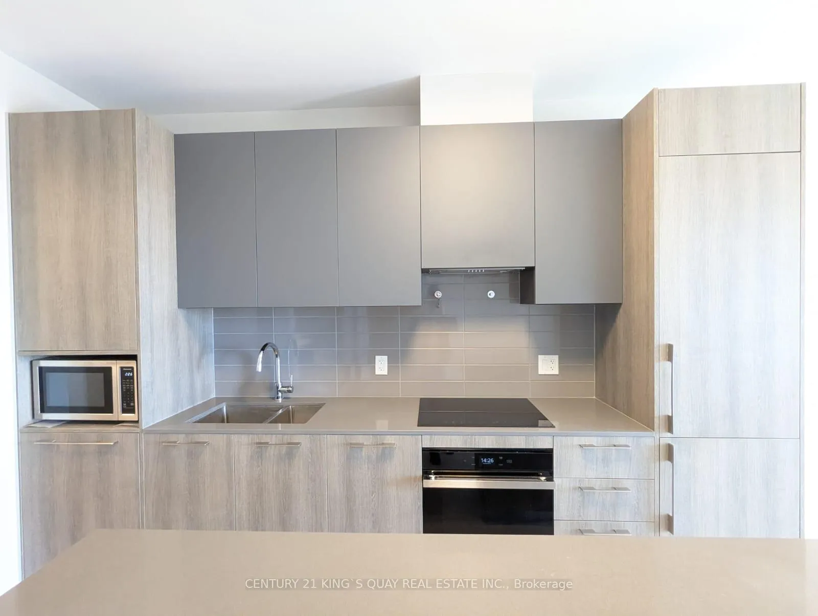 Photo 1 of Unit 3308, 8 Water Walk Drive, Markham, Unionville — HOMEH