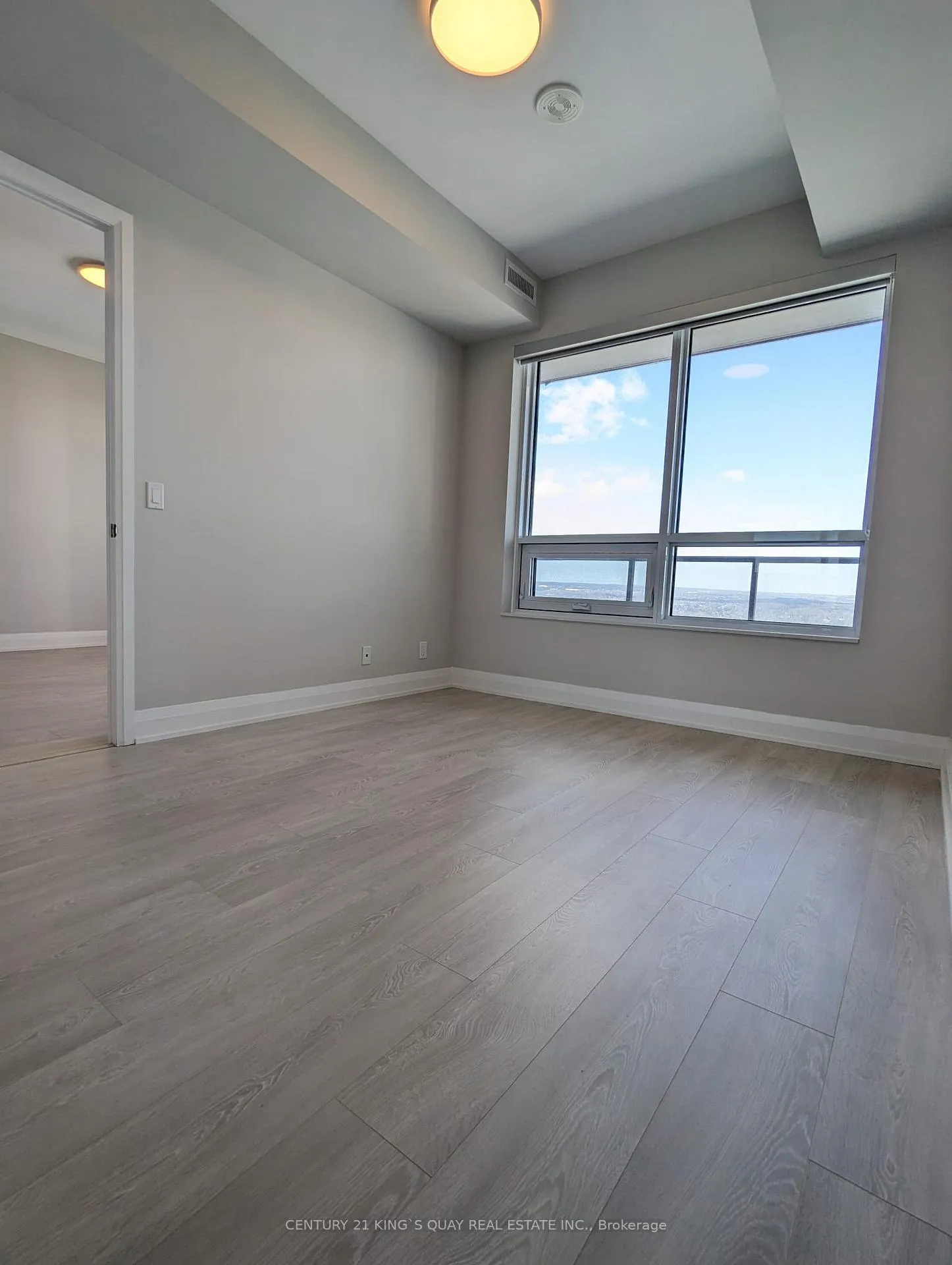 Photo 8 of Unit 3308, 8 Water Walk Drive, Markham, Unionville — HOMEH
