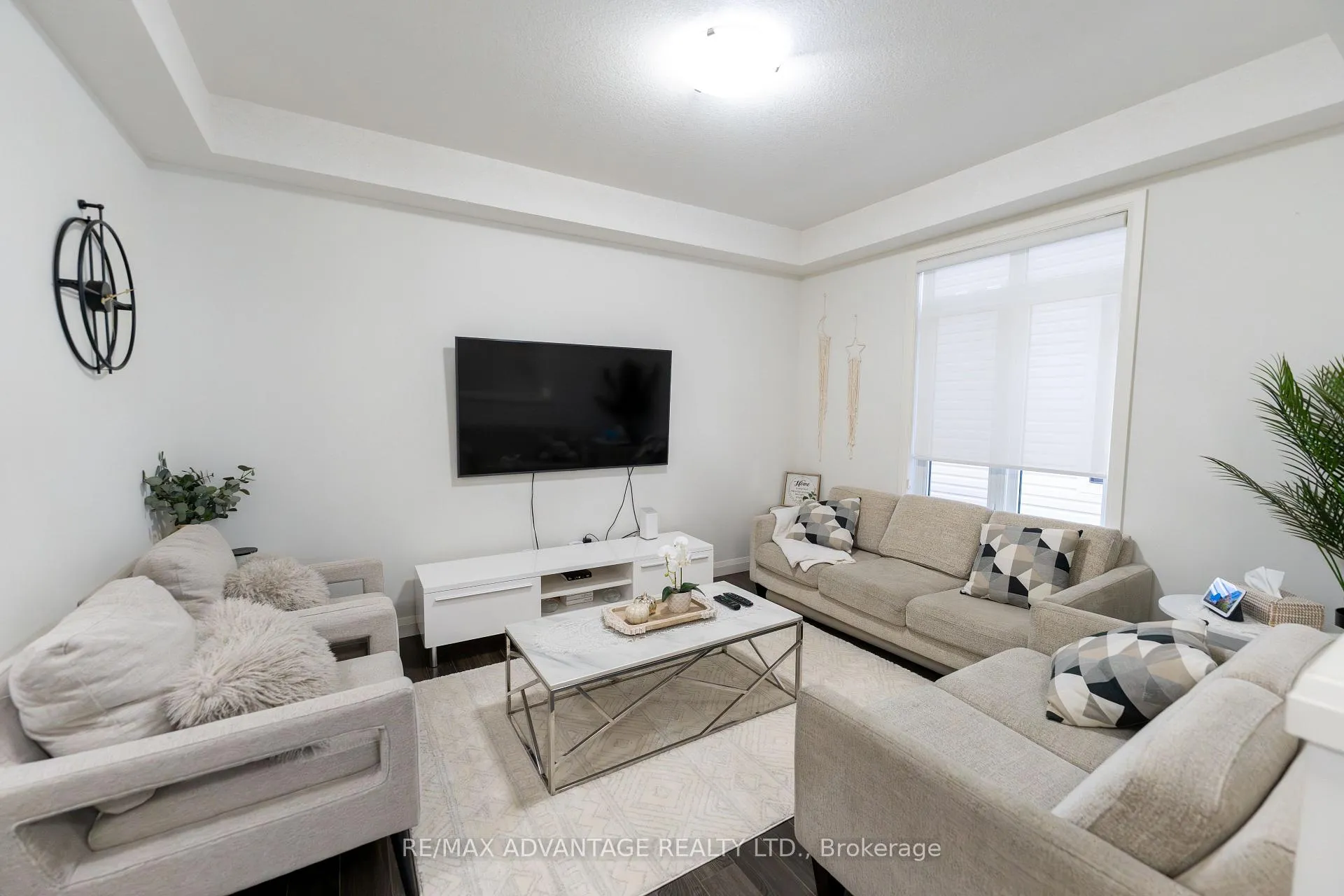Photo 7 of Unit 66, 3260 Singleton Avenue, London, South W — HOMEH