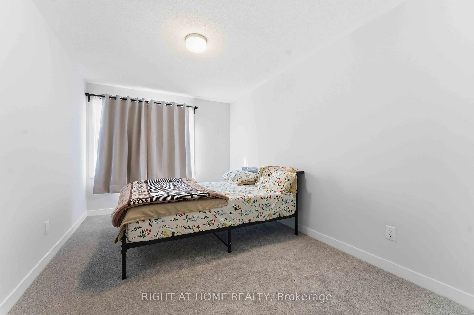 Photo 15 of 145 David Lewis Private, Ottawa, Avalon West — HOMEH
