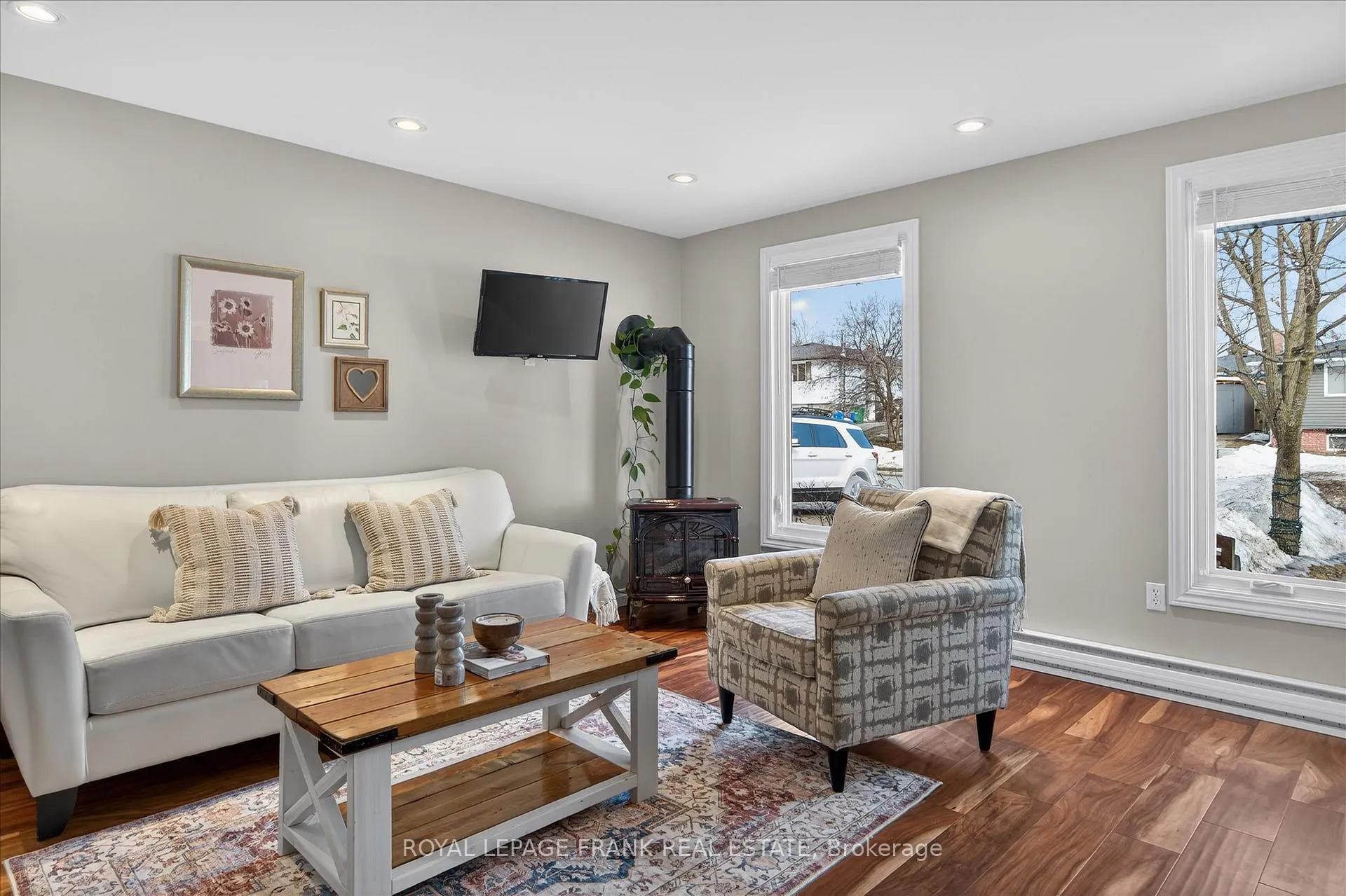 Photo 5 of 2139 Springwood Road, Peterborough, Monaghan Ward 2 — HOMEH