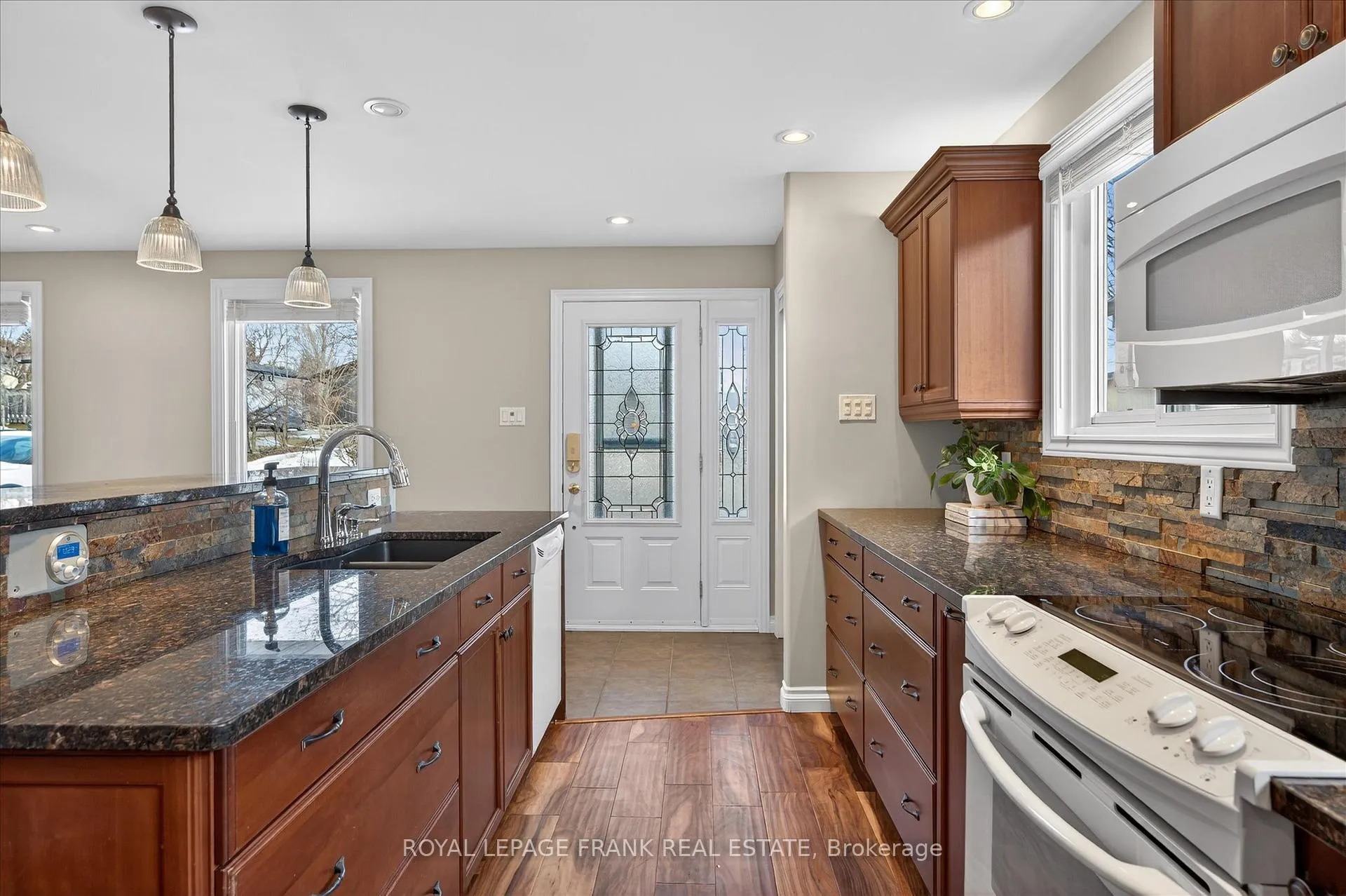 Photo 10 of 2139 Springwood Road, Peterborough, Monaghan Ward 2 — HOMEH