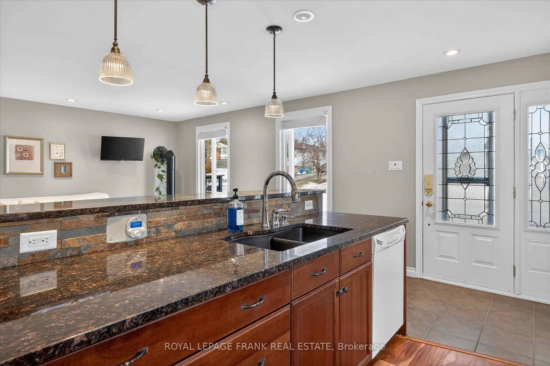 Photo 11 of 2139 Springwood Road, Peterborough, Monaghan Ward 2 — HOMEH