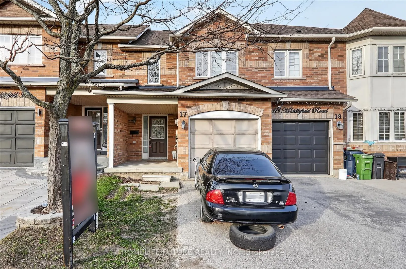 Front of Unit 17, 435 Middlefield Road