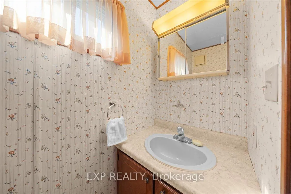 Photo 15 of 150 Sunset Drive, Carleton Place — HOMEH