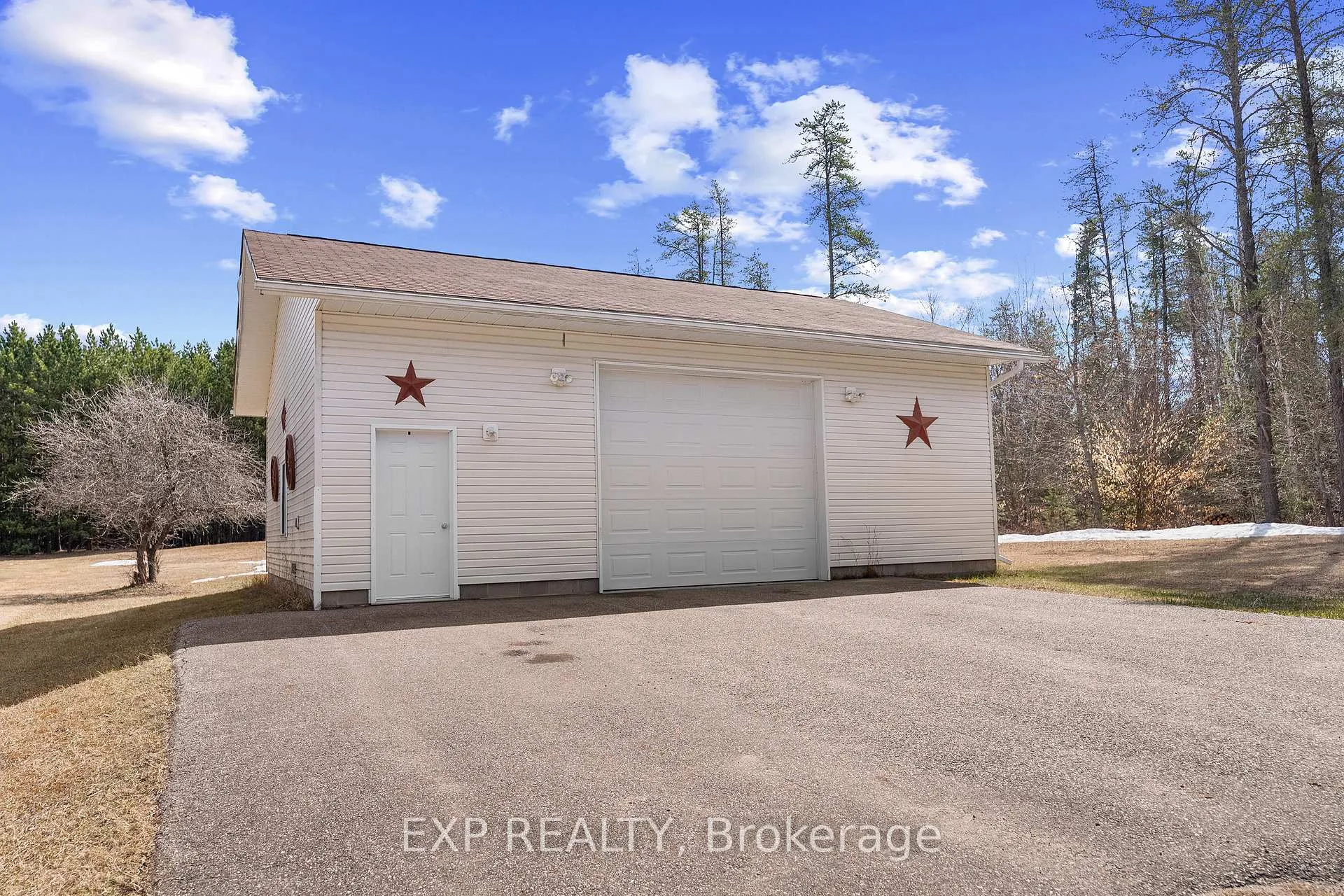 Photo 6 of 39790 A Combermere Road, Madawaska Valley, Madawaska Valley — HOMEH