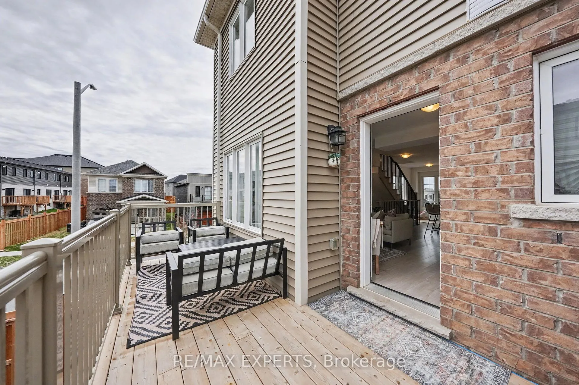 Photo 18 of 2 Pumpkin Corner Crescent, Barrie, Rural Barrie Southeast — HOMEH