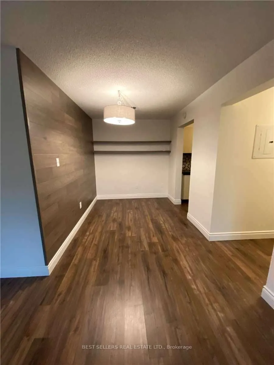 Photo 12 of Unit F3, 171 Edge Hill Drive, Barrie, Innishore — HOMEH