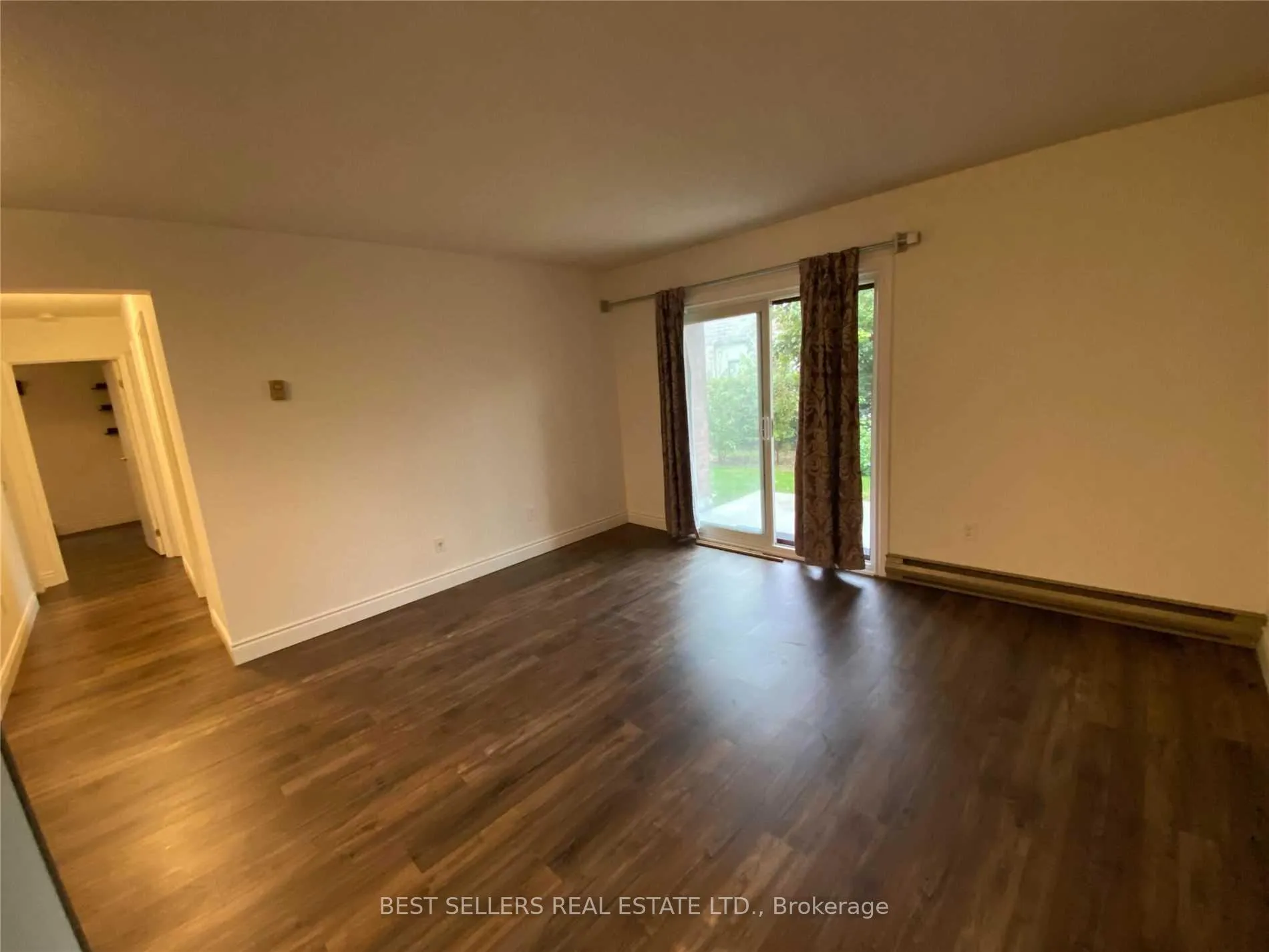 Photo 14 of Unit F3, 171 Edge Hill Drive, Barrie, Innishore — HOMEH
