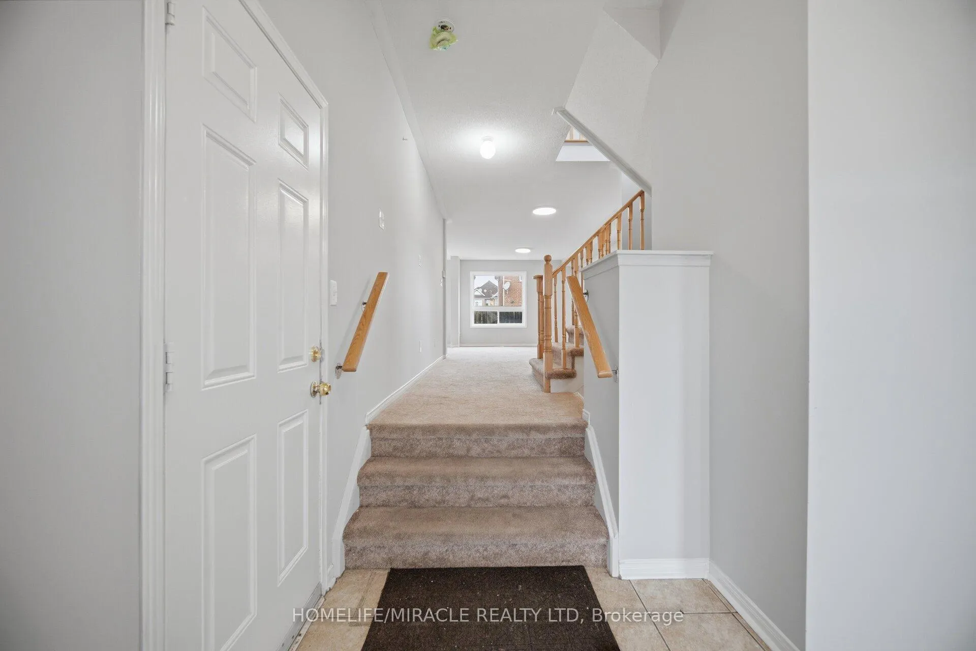 Photo 6 of 41 Hollingsworth Circle, Brampton, Fletcher's Meadow — HOMEH
