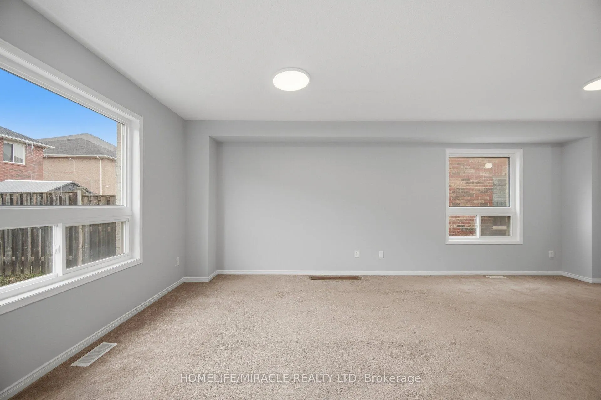 Photo 10 of 41 Hollingsworth Circle, Brampton, Fletcher's Meadow — HOMEH