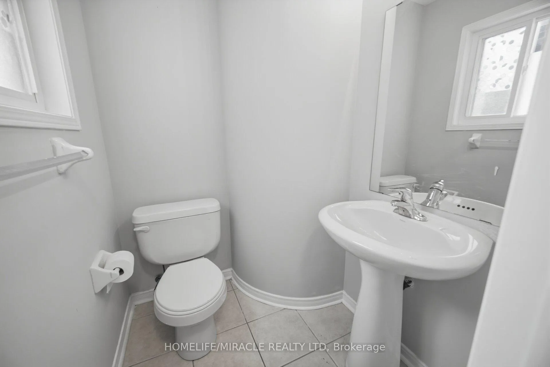 Photo 17 of 41 Hollingsworth Circle, Brampton, Fletcher's Meadow — HOMEH