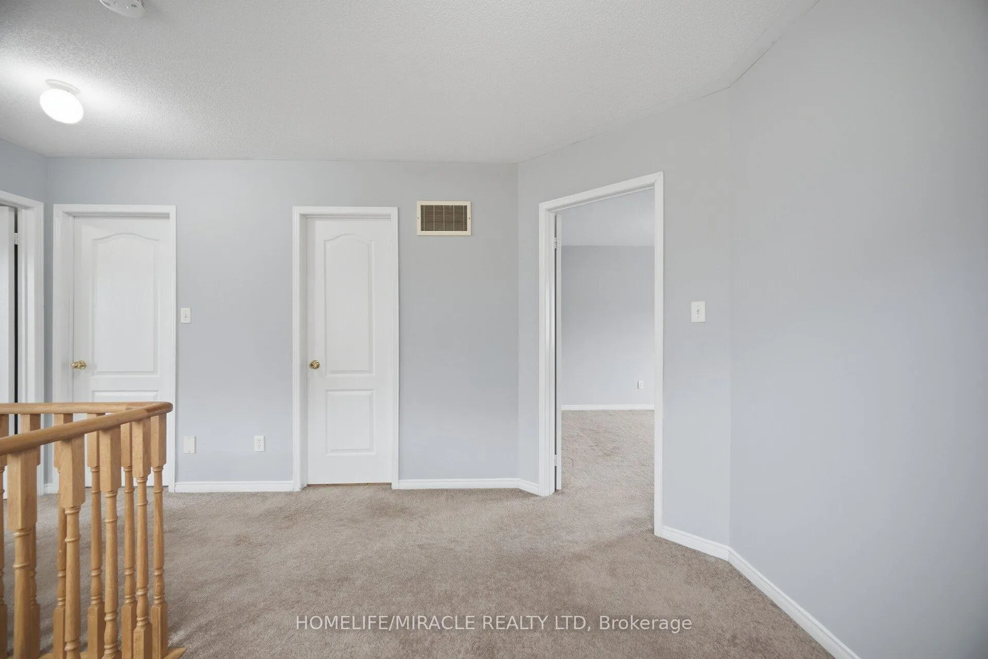 Photo 21 of 41 Hollingsworth Circle, Brampton, Fletcher's Meadow — HOMEH