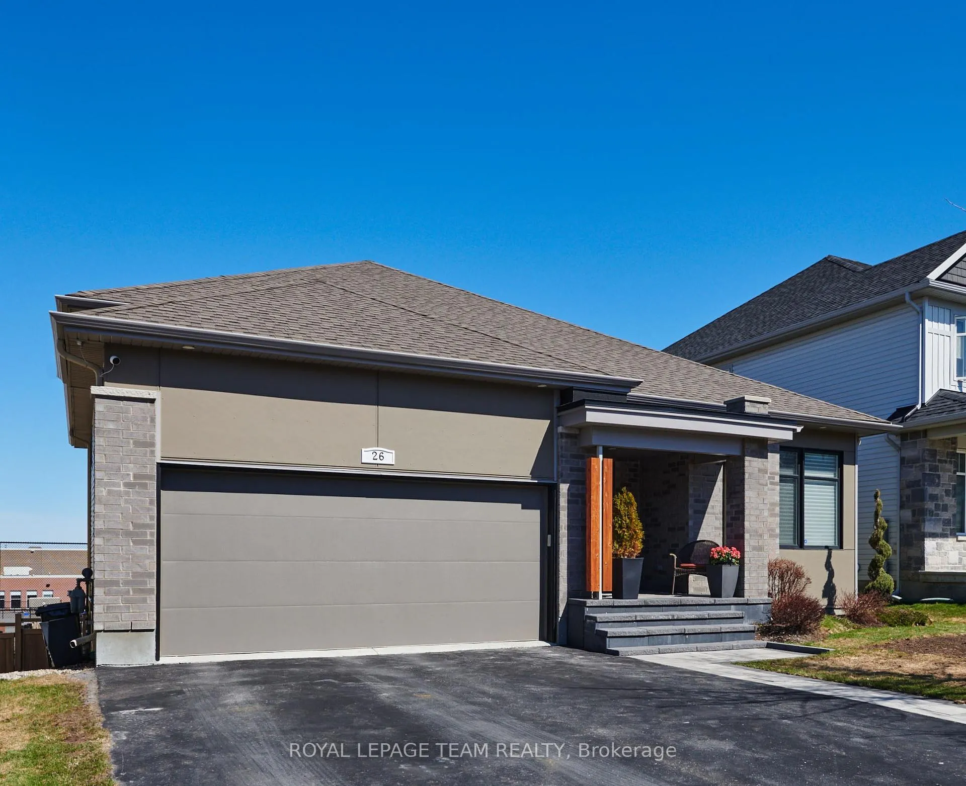 Photo 1 of 26 Salamander Way, Ottawa, Blossom Park/Kemp Park/Findlay Creek — HOMEH
