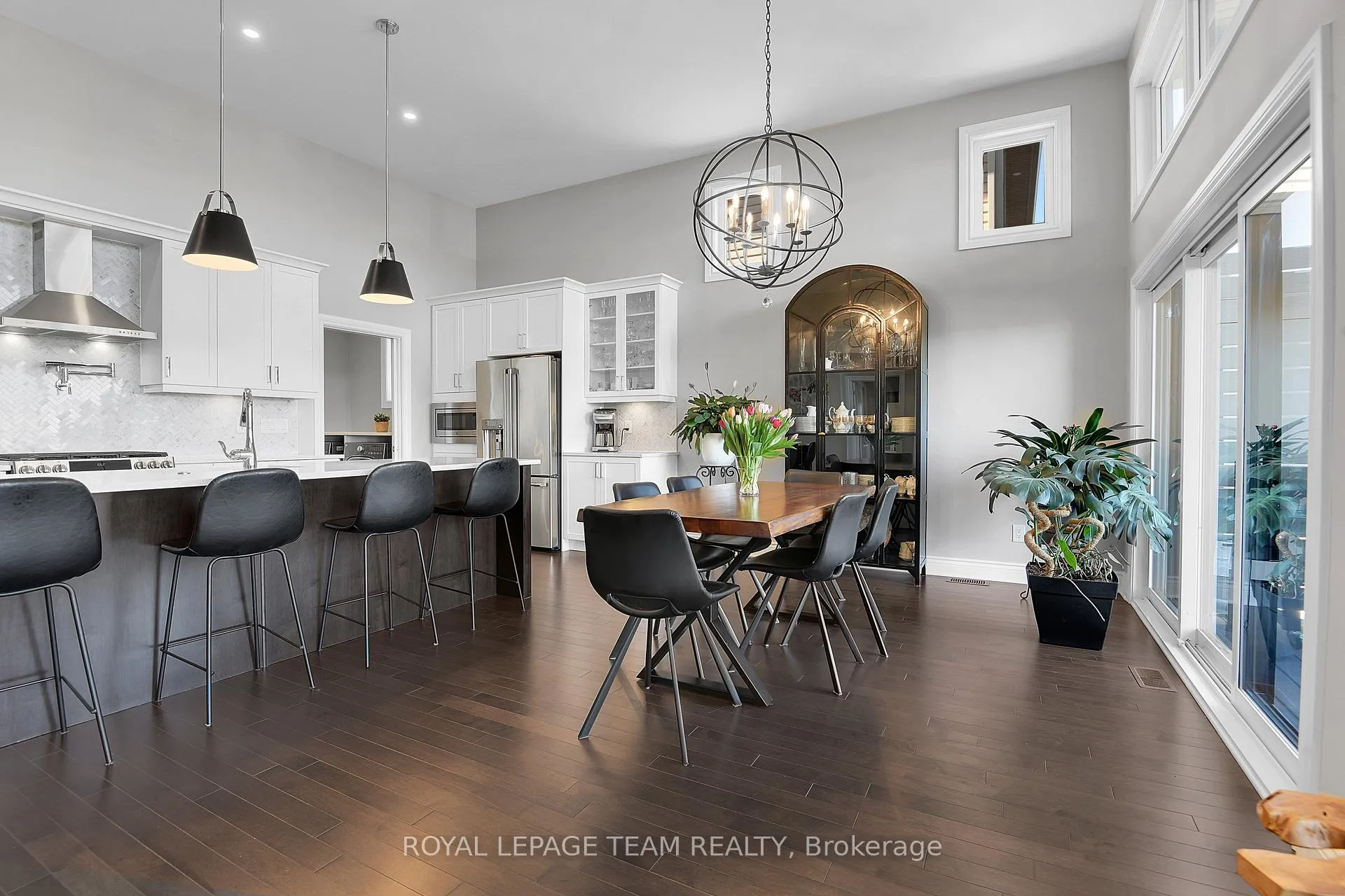 Photo 11 of 26 Salamander Way, Ottawa, Blossom Park/Kemp Park/Findlay Creek — HOMEH