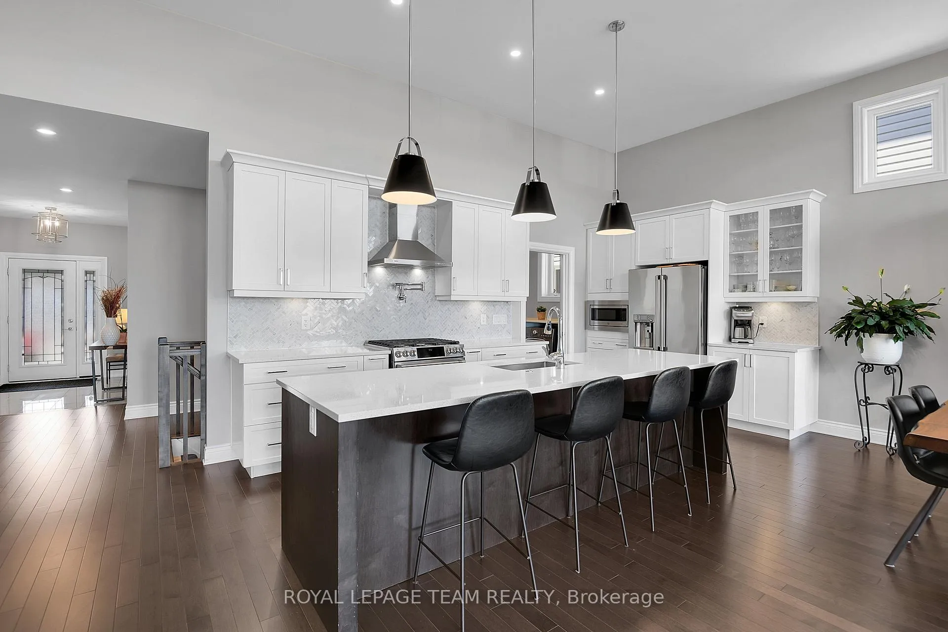 Photo 12 of 26 Salamander Way, Ottawa, Blossom Park/Kemp Park/Findlay Creek — HOMEH