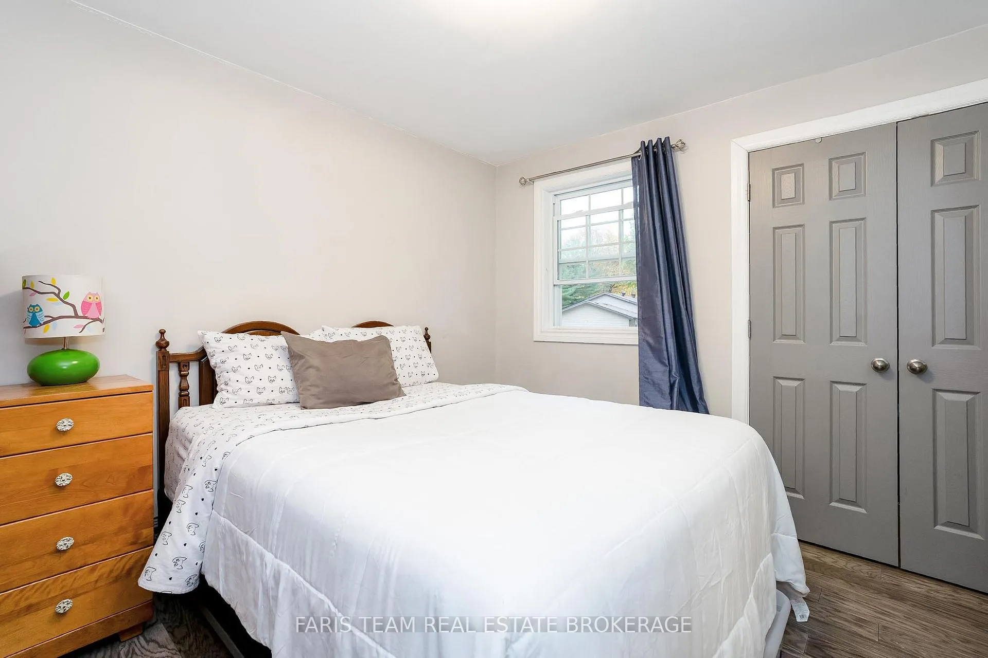 Photo 12 of 33 Frank Street, Wasaga Beach — HOMEH