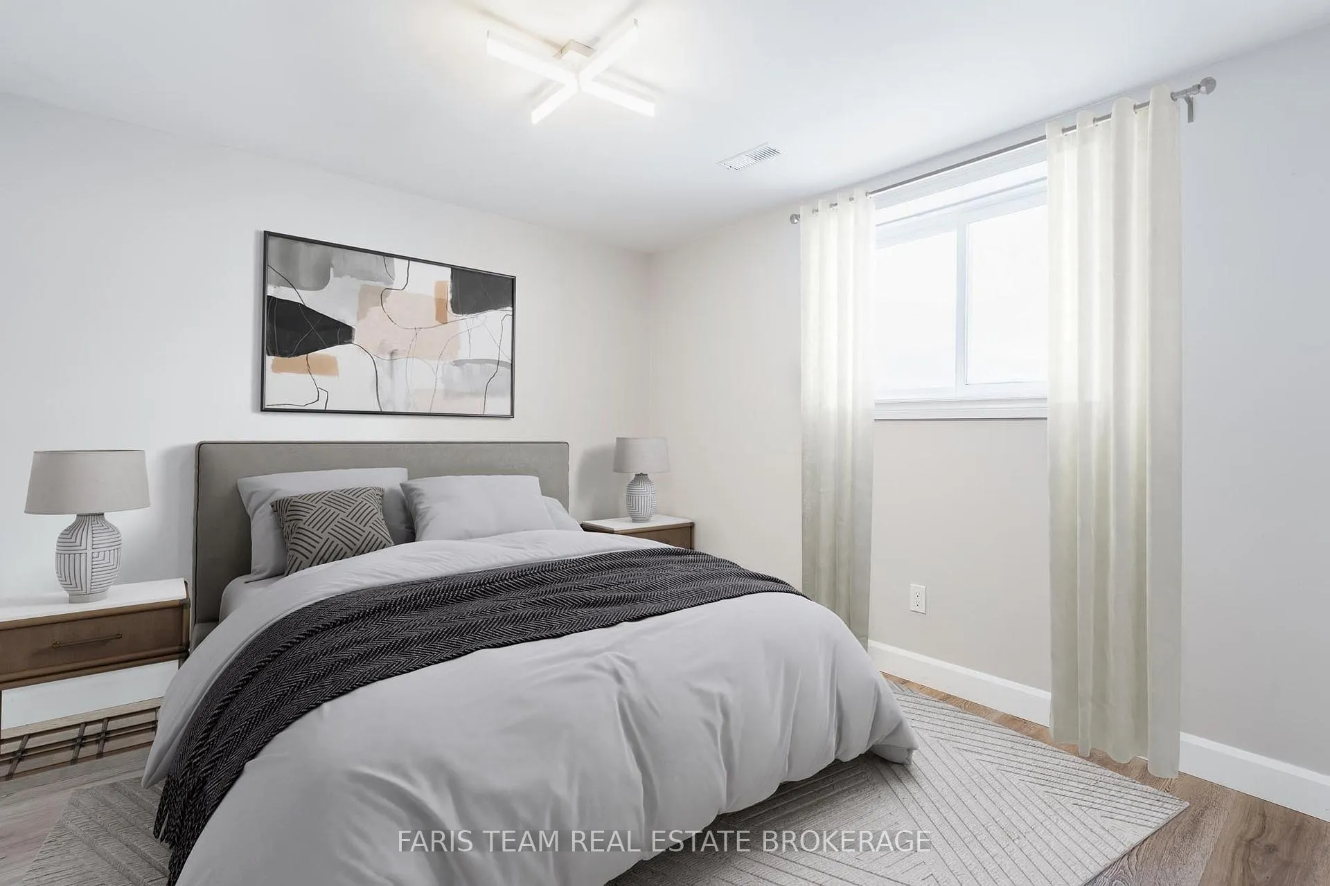 Photo 30 of 33 Frank Street, Wasaga Beach — HOMEH