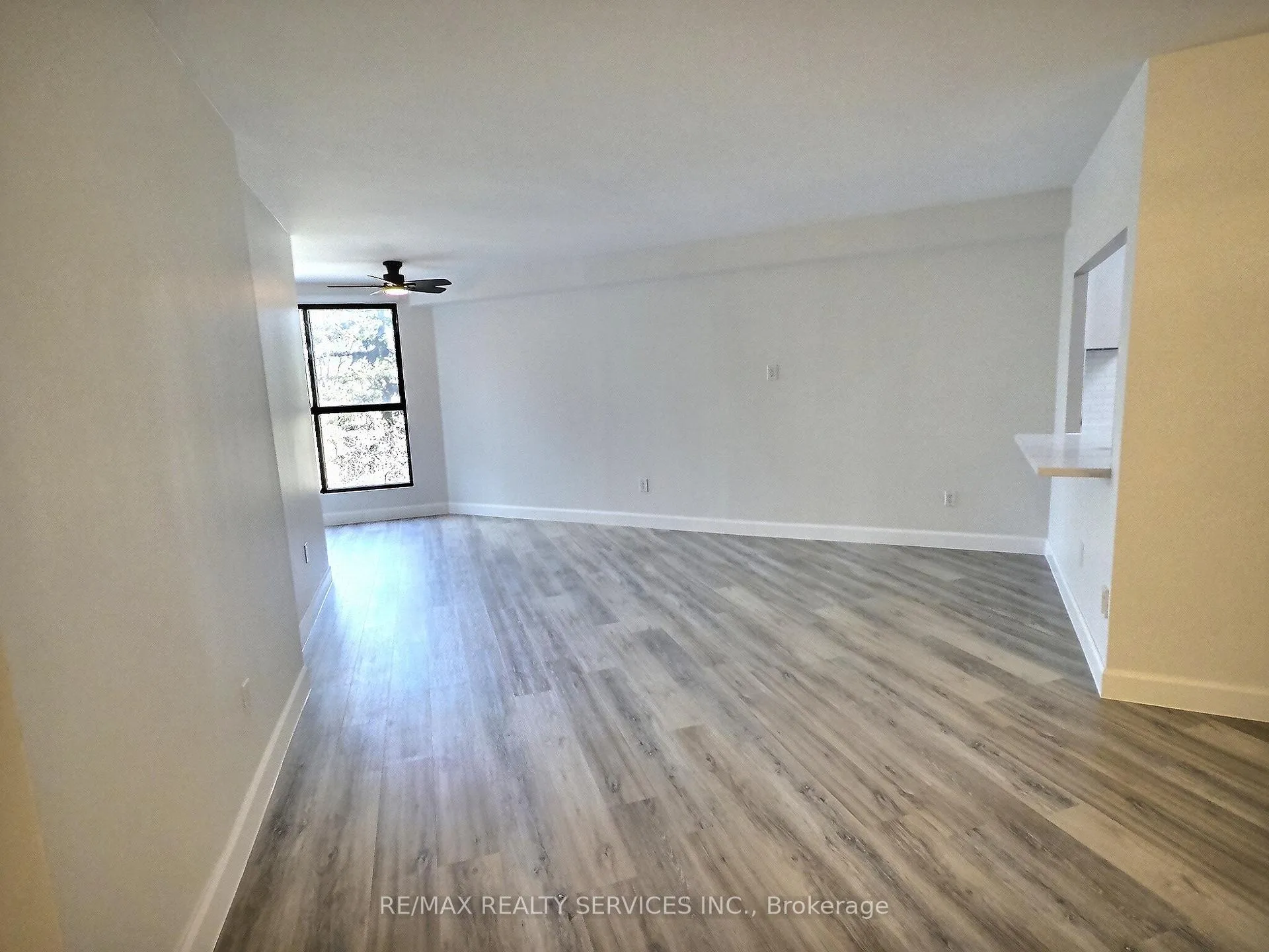 Photo 6 of Unit 321, 8351 Mclaughlin Road S, Brampton, Brampton South — HOMEH