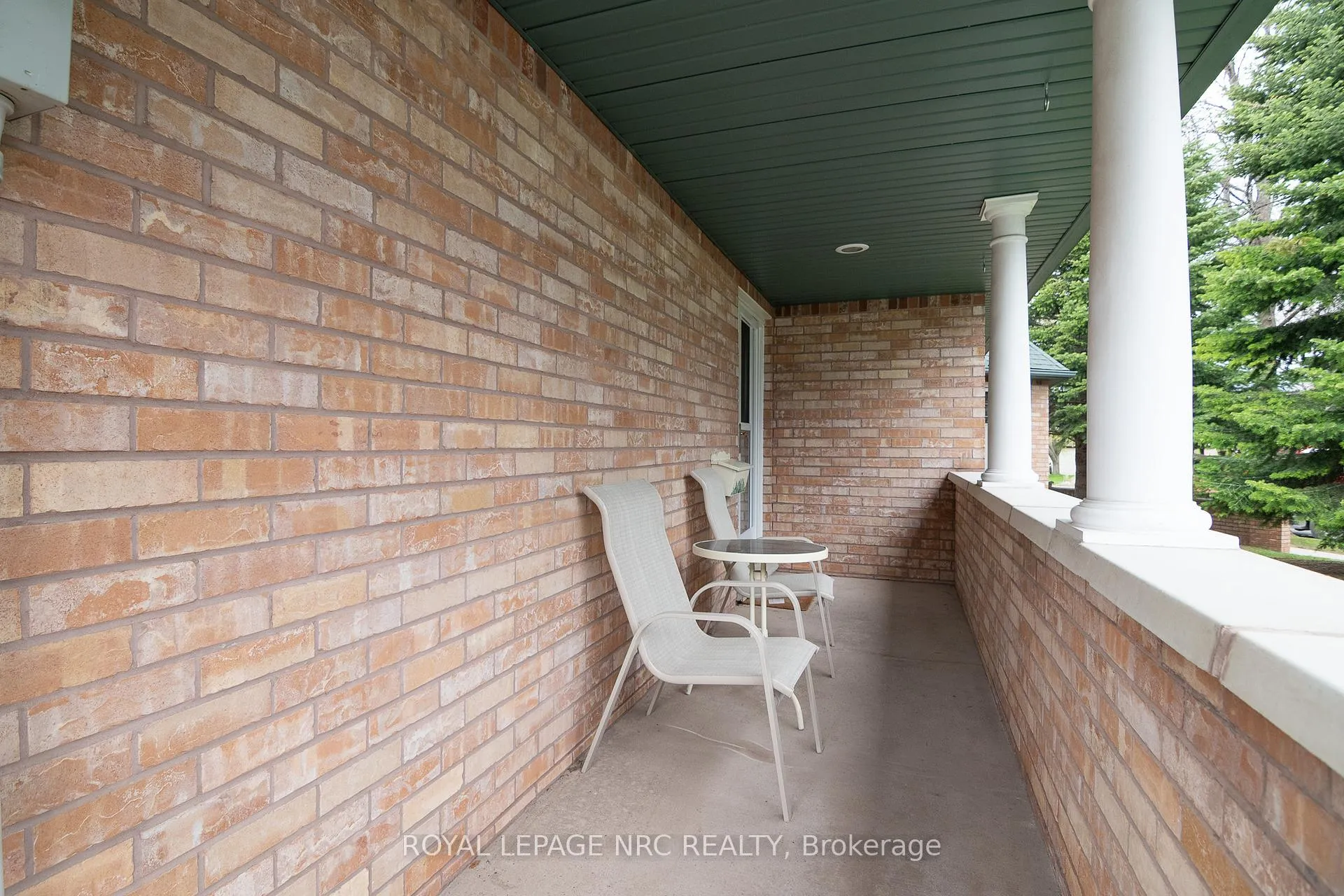 Photo 3 of Unit 10, 3797 Orlando Drive, Niagara Falls, Church's Lane — HOMEH