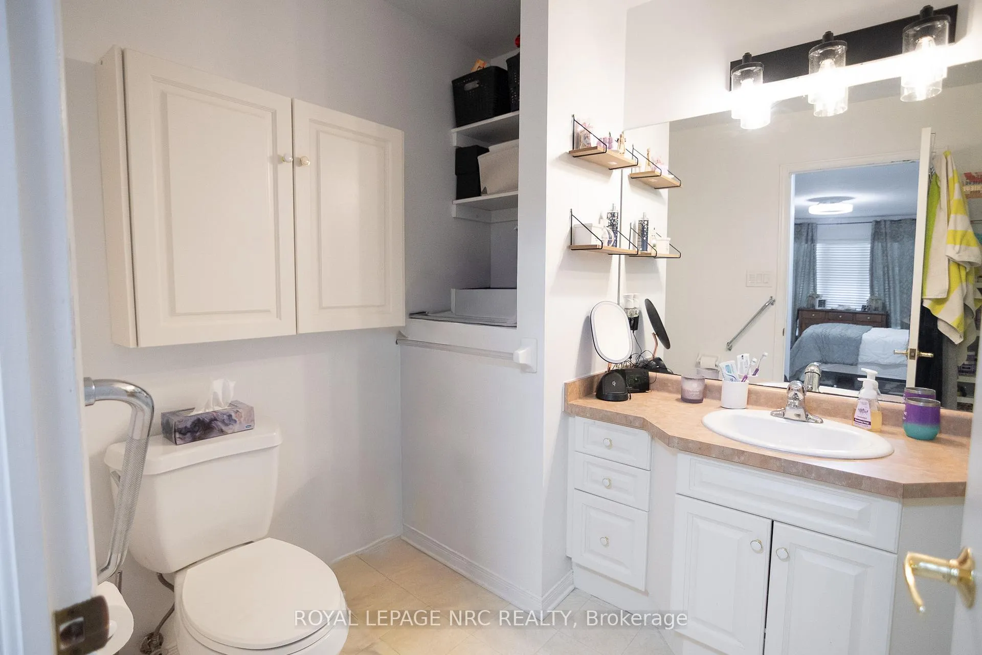 Photo 12 of Unit 10, 3797 Orlando Drive, Niagara Falls, Church's Lane — HOMEH
