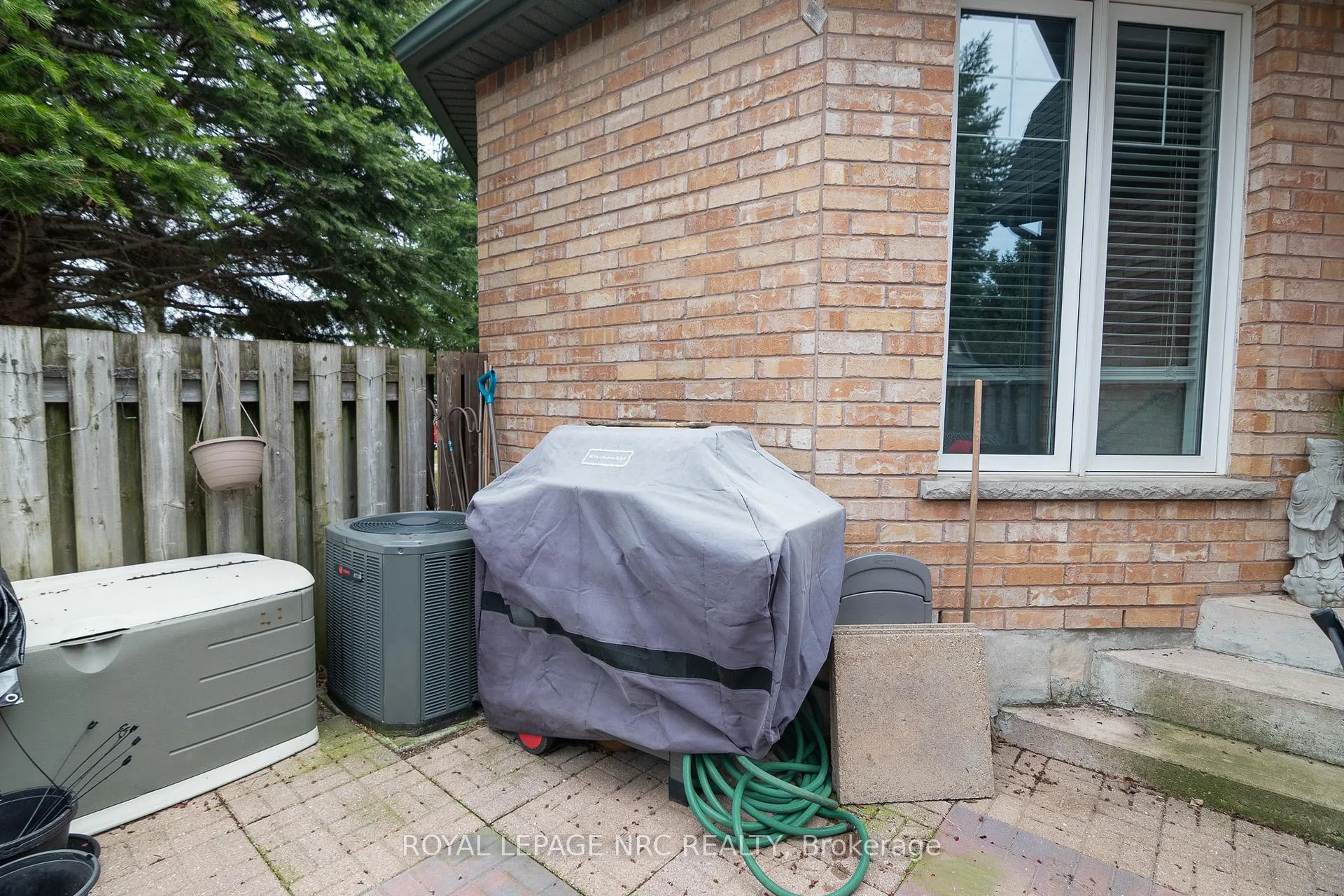 Photo 23 of Unit 10, 3797 Orlando Drive, Niagara Falls, Church's Lane — HOMEH
