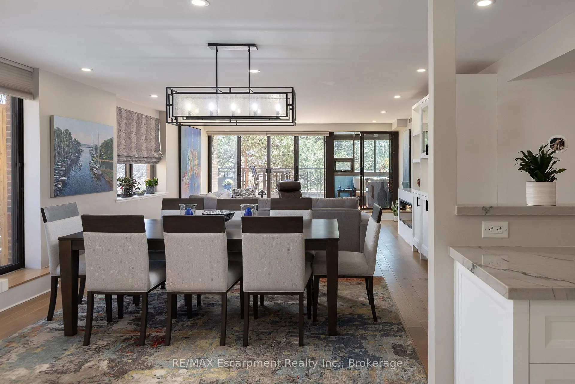 Photo 10 of Unit 303, 100 Lakeshore Road E, Oakville, Old Oakville — HOMEH