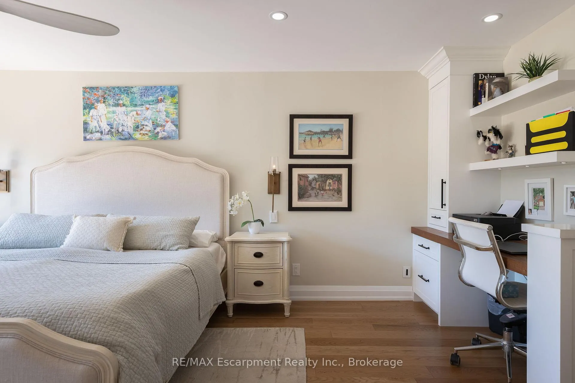 Photo 22 of Unit 303, 100 Lakeshore Road E, Oakville, Old Oakville — HOMEH