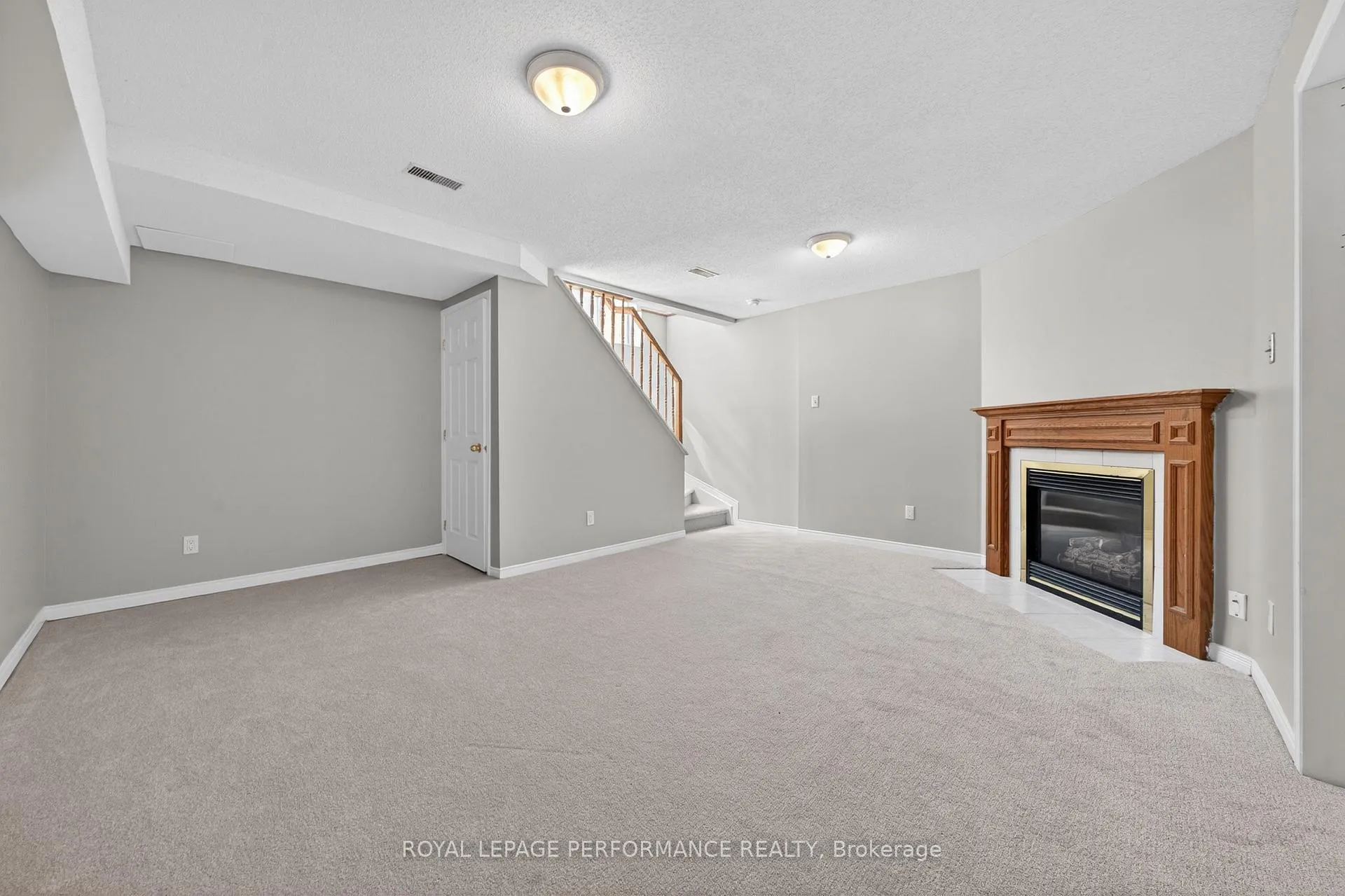 Photo 19 of 3835 Crowsnest Avenue, Ottawa, Quinterra — HOMEH