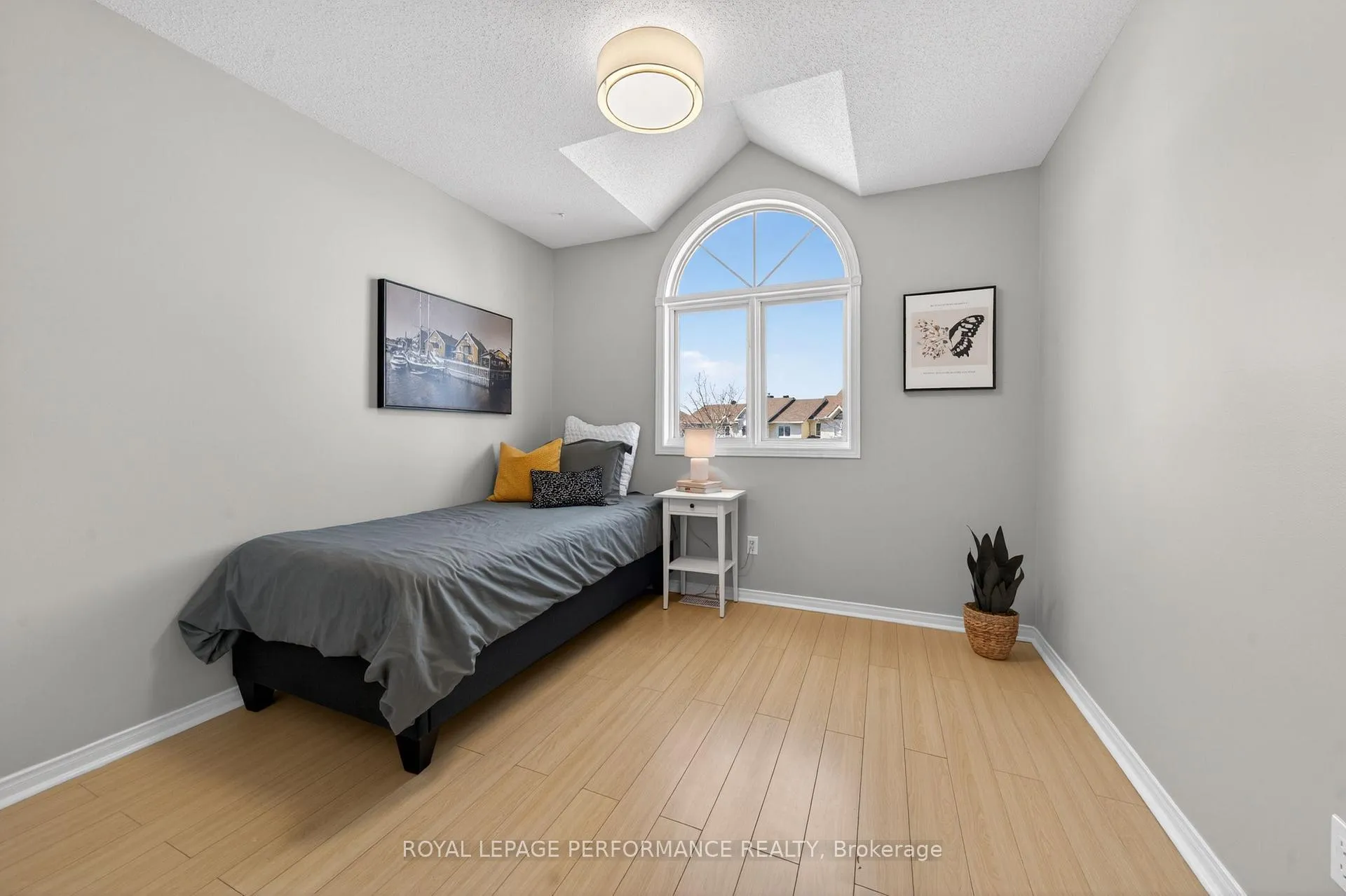 Photo 32 of 3835 Crowsnest Avenue, Ottawa, Quinterra — HOMEH