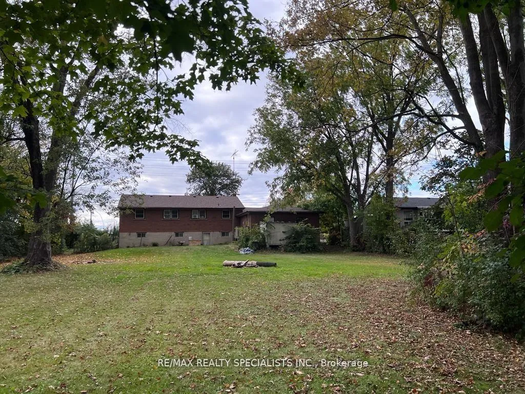 Photo 11 of 7810 Five Side Road, Milton, Milton North — HOMEH