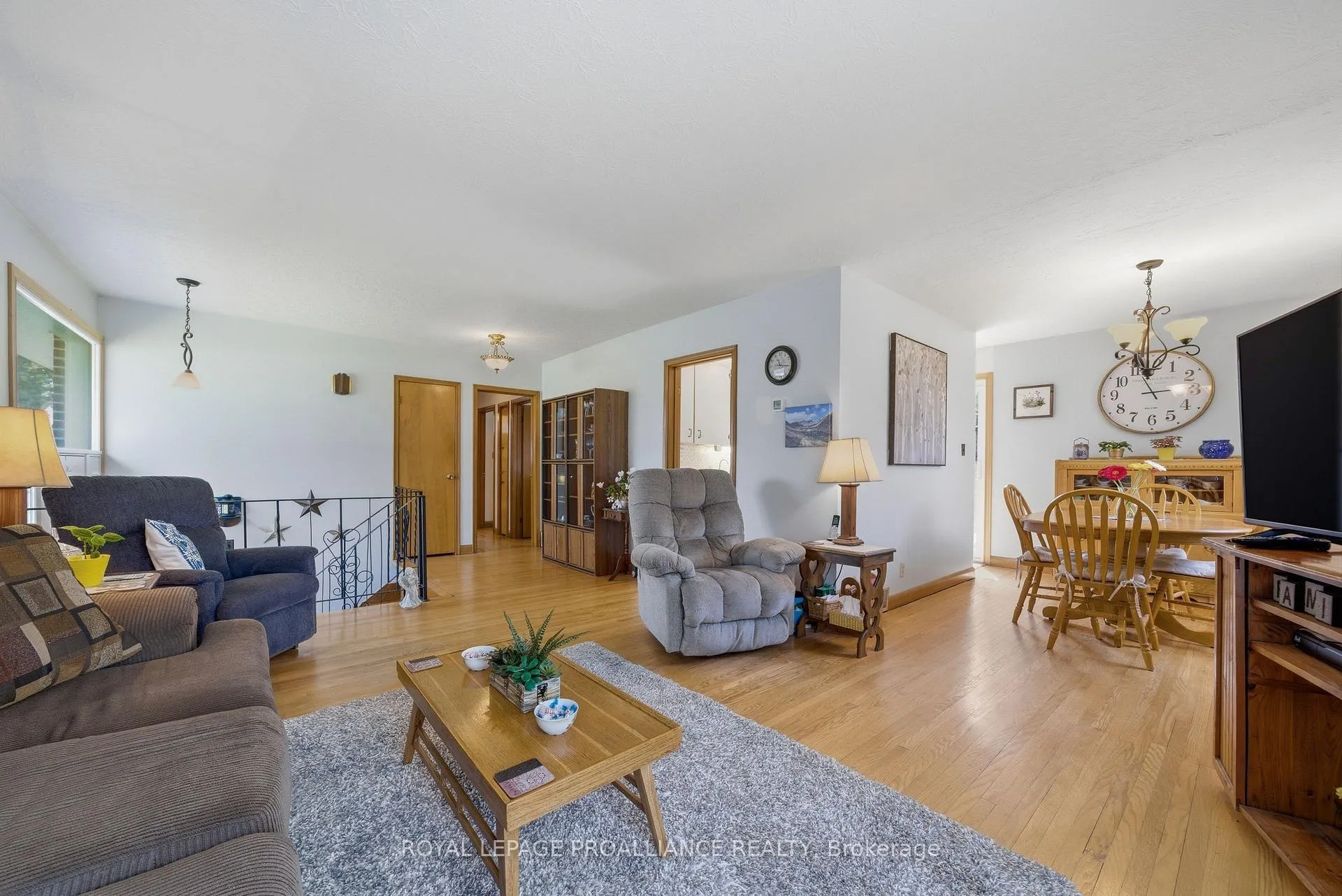 Photo 7 of 131 Lock Road, Quinte West, Murray Ward — HOMEH